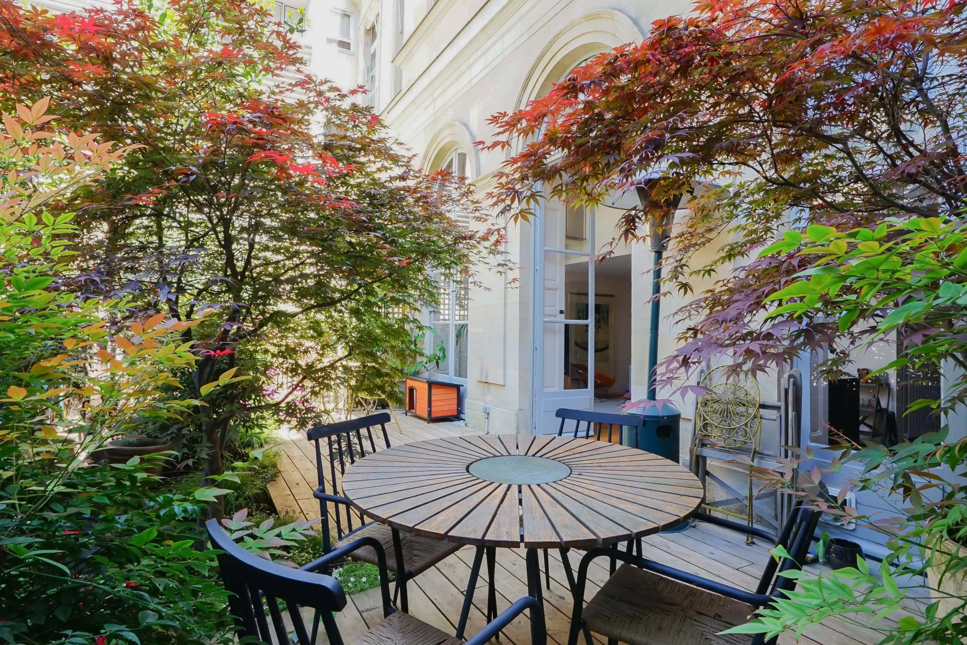 Paris 6e - SÈVRES-BABYLONE / RUE DE LA CHAISE