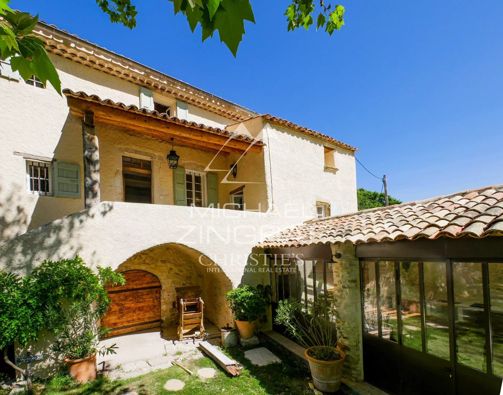 5 Bedroom Villa/Townhouse's Image 30