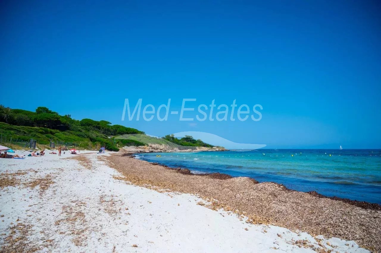 Agence immobilière de Med-Estates Saint Tropez