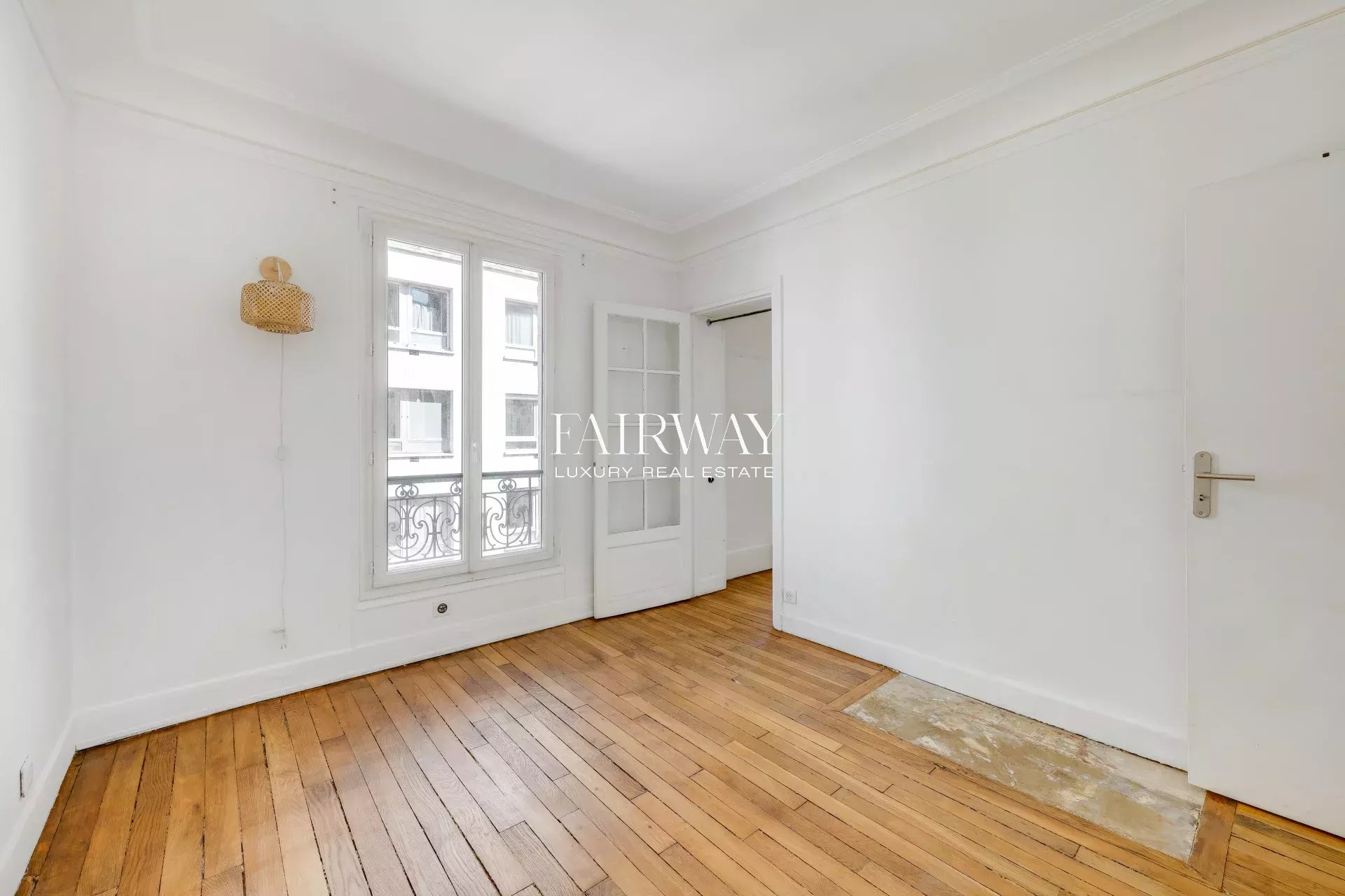 Élégant deux pièces 3è étage - Rue Chanzy