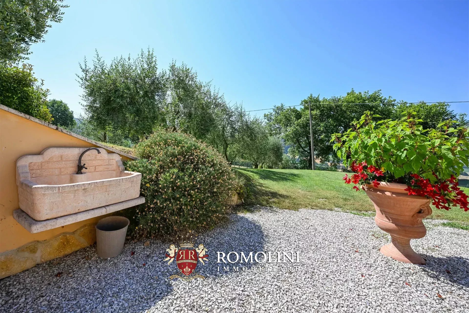 3 Bedroom Villa/Townhouse's Image 22
