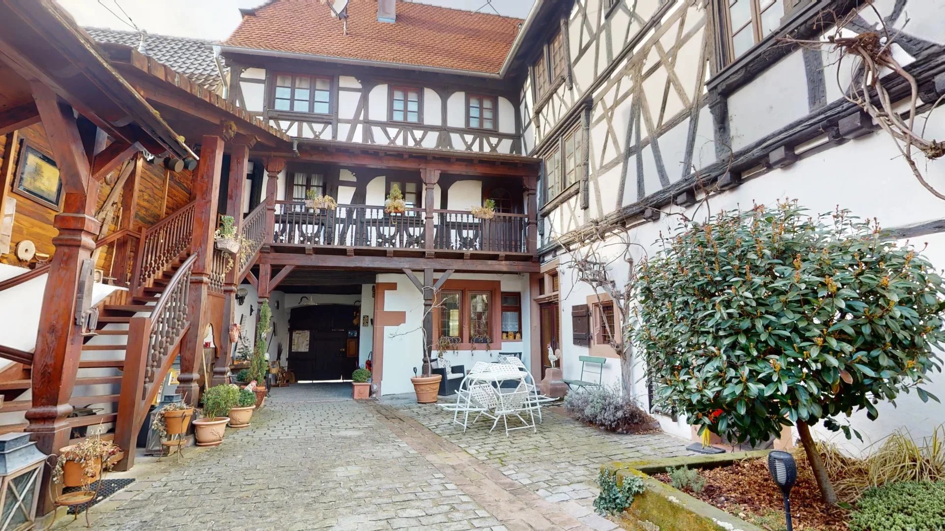 ENSEMBLE IMMOBILIER D'EXCEPTION AU CŒUR DE WISSEMBOURG