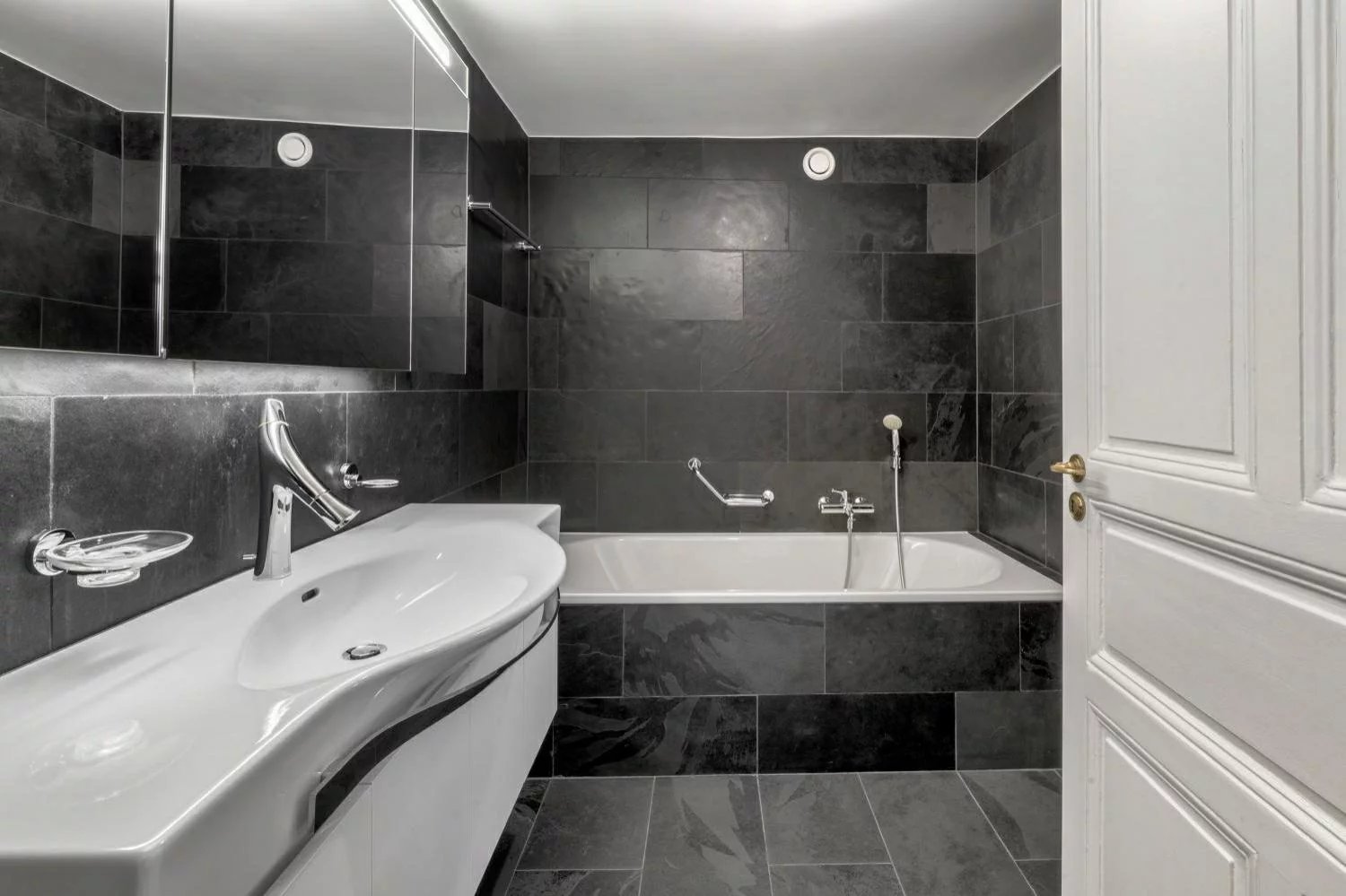 Elégance et charme au coeur de la cité de Calvin