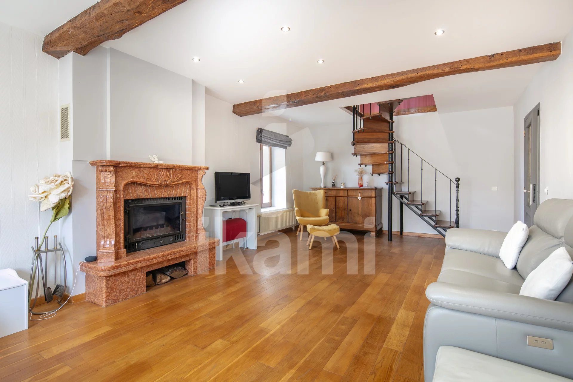 Maison La Buisse  8 pièces - 206 m2 habitables