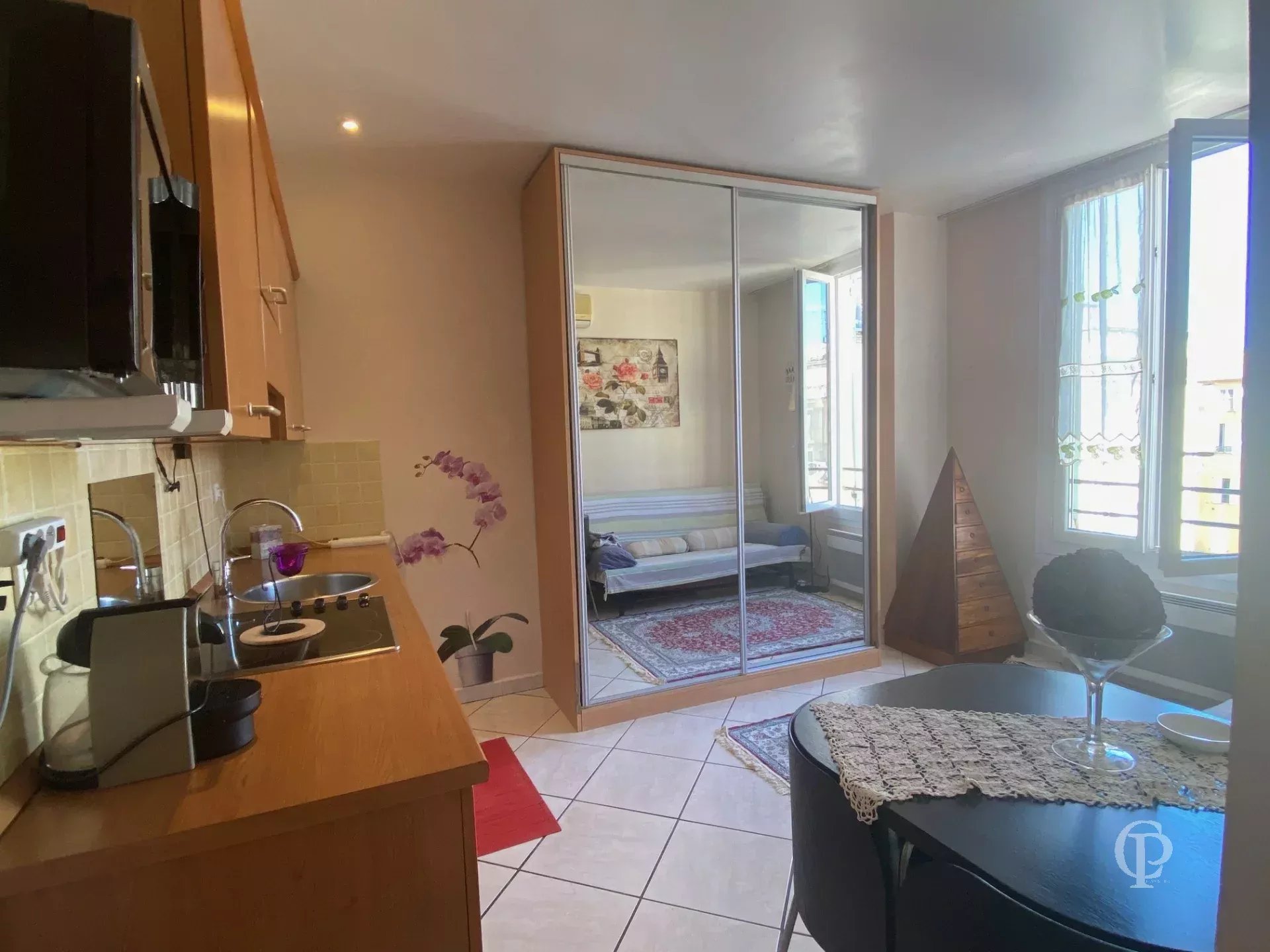 Agence immobilière de 