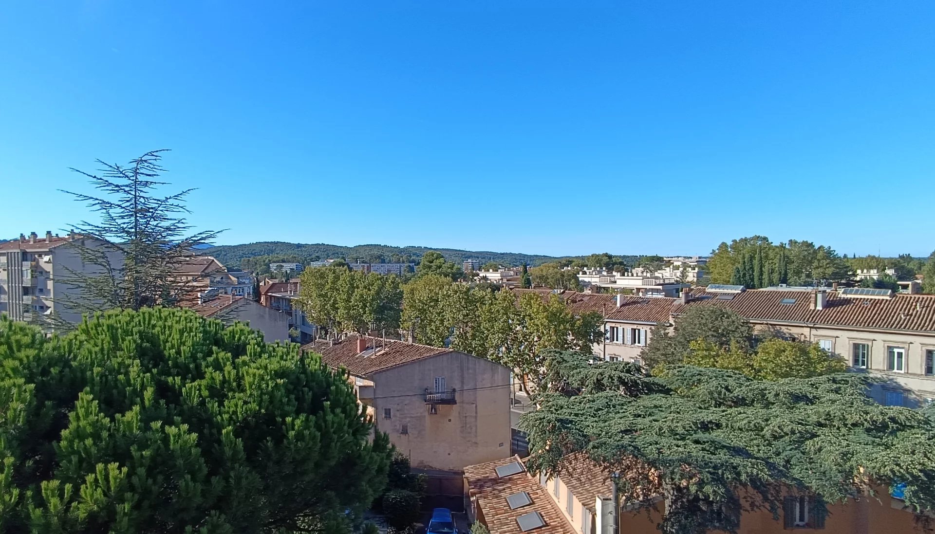 Apartment 73 m² city center - top floor - Panoramic view