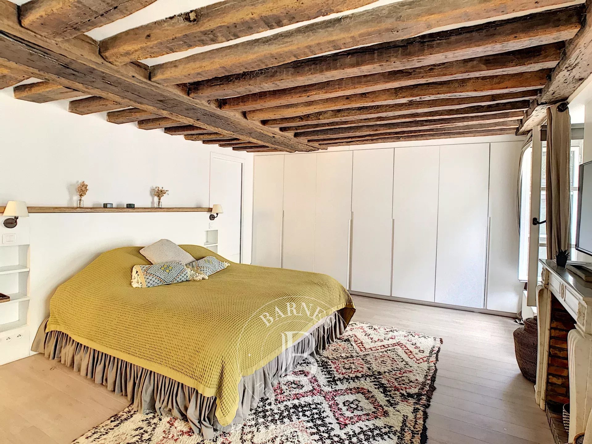 Daire Paris 3ème - picture 6