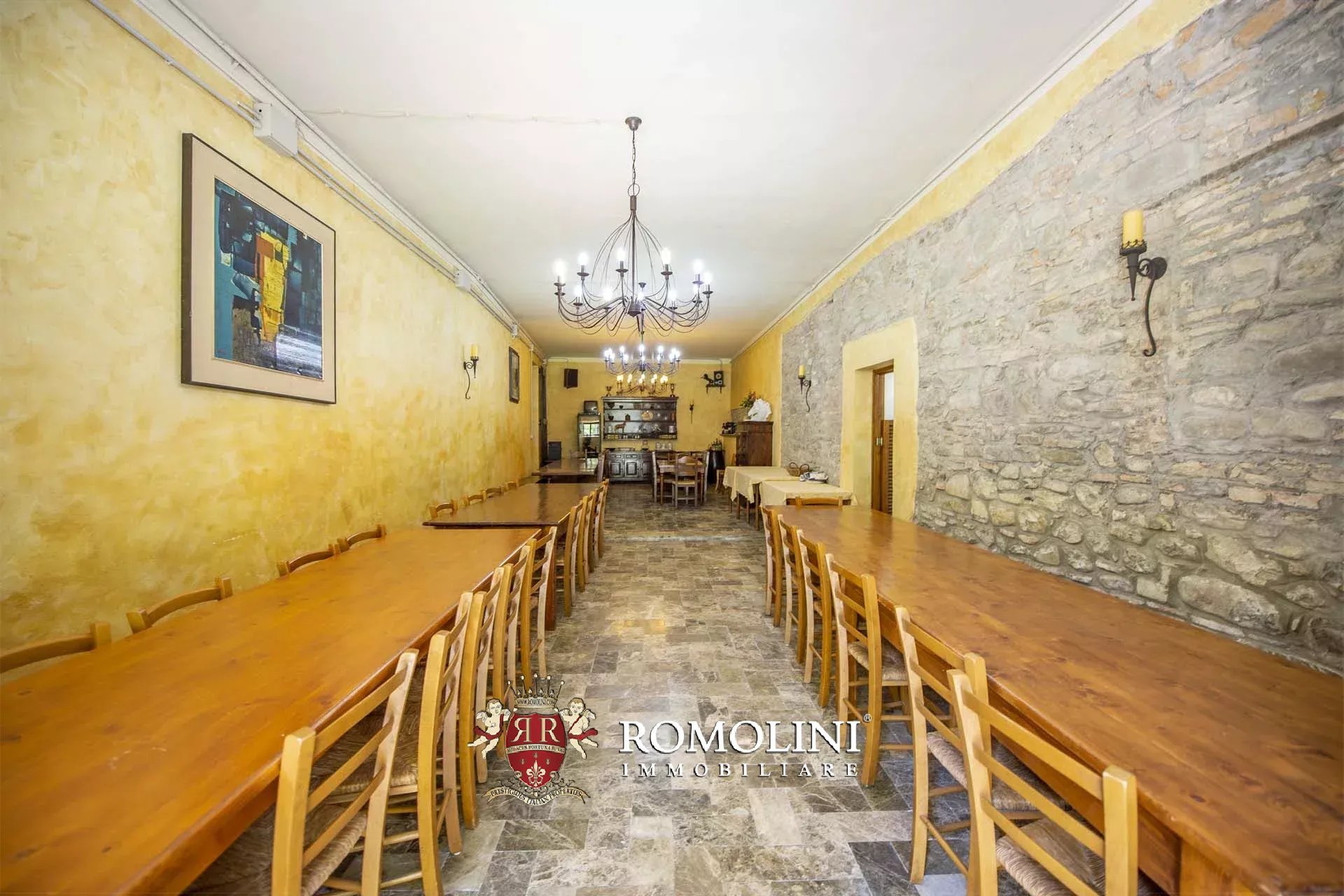 33 Bedroom Villa/Townhouse's Image 35