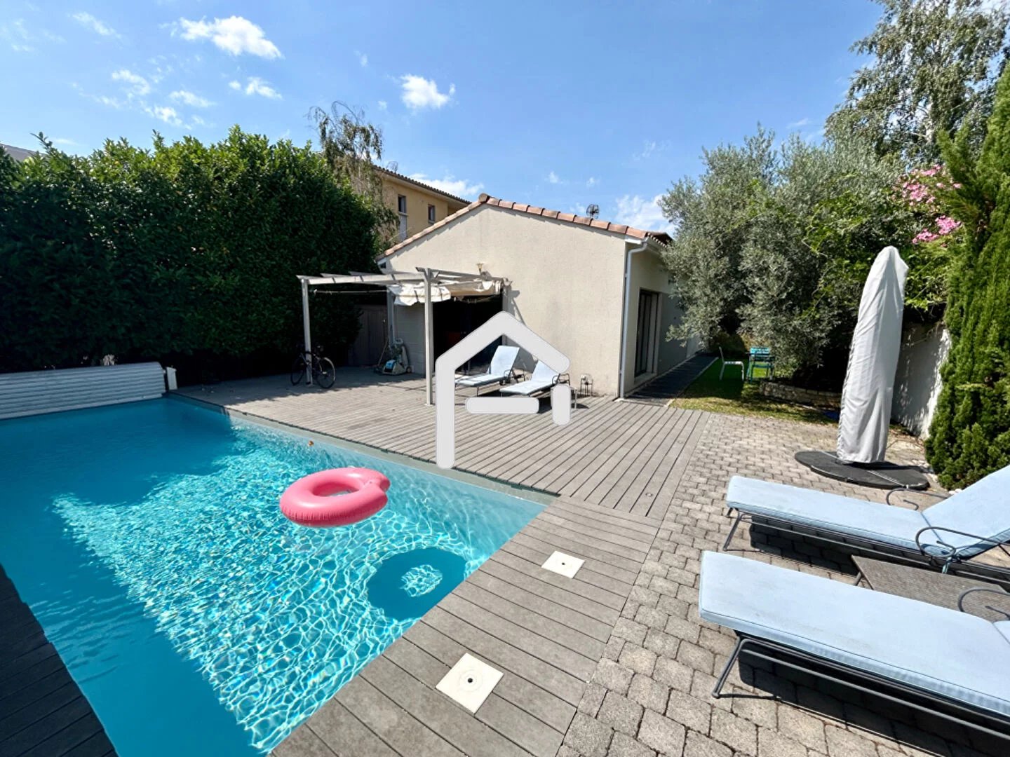 A louer : Villa T4 meublé à Toulouse avec jardin et piscine