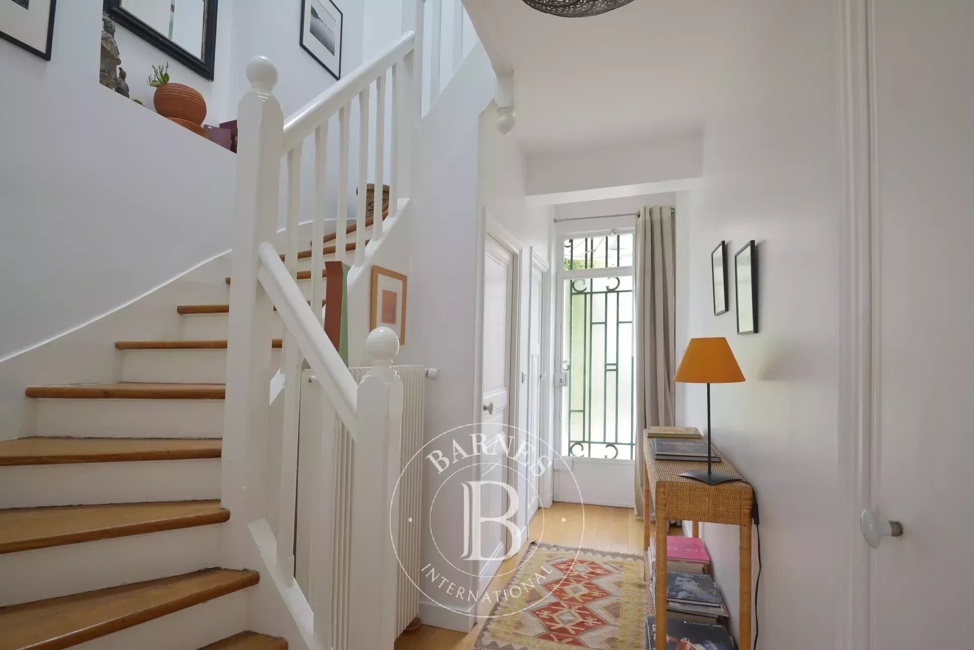 Ev Vanves - picture 11