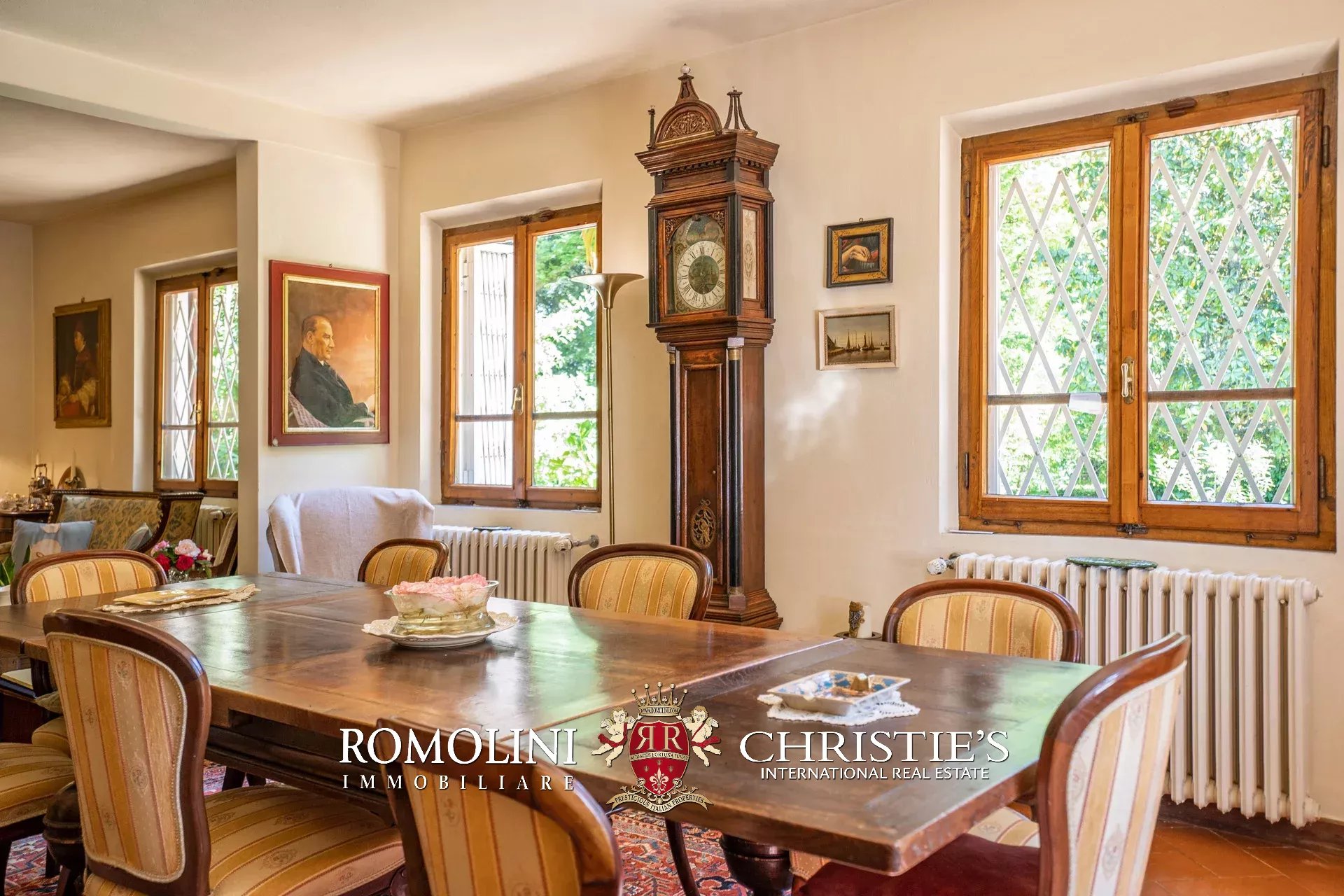 8 Bedroom Villa/Townhouse's Image 74