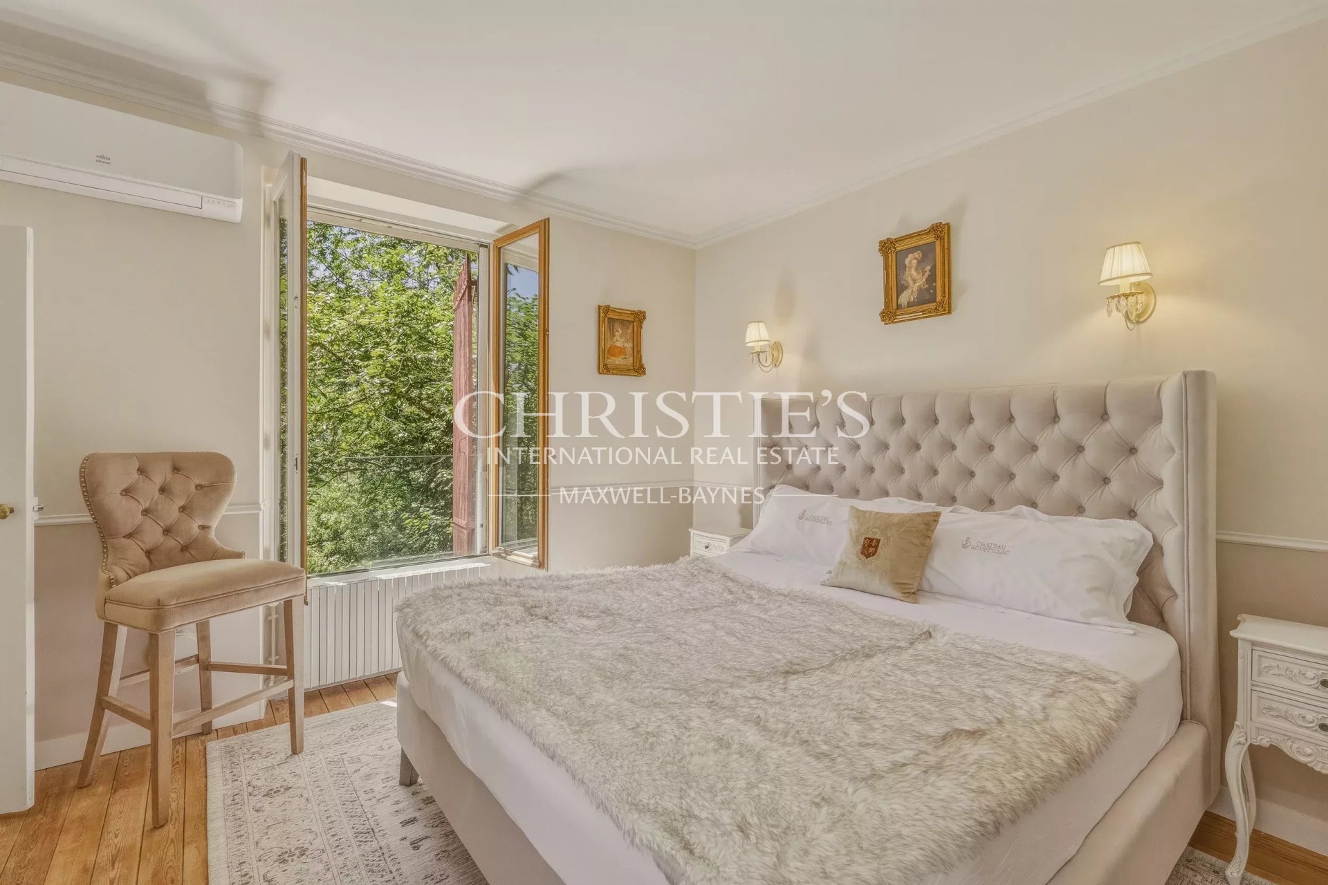 17 Bedroom Chateau's Image 63