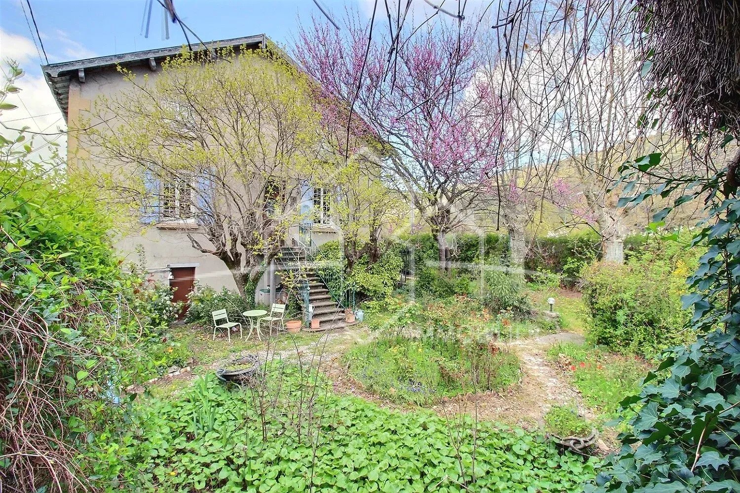 Maison de caractère à Saint-Vallier – 197 m² habitables
