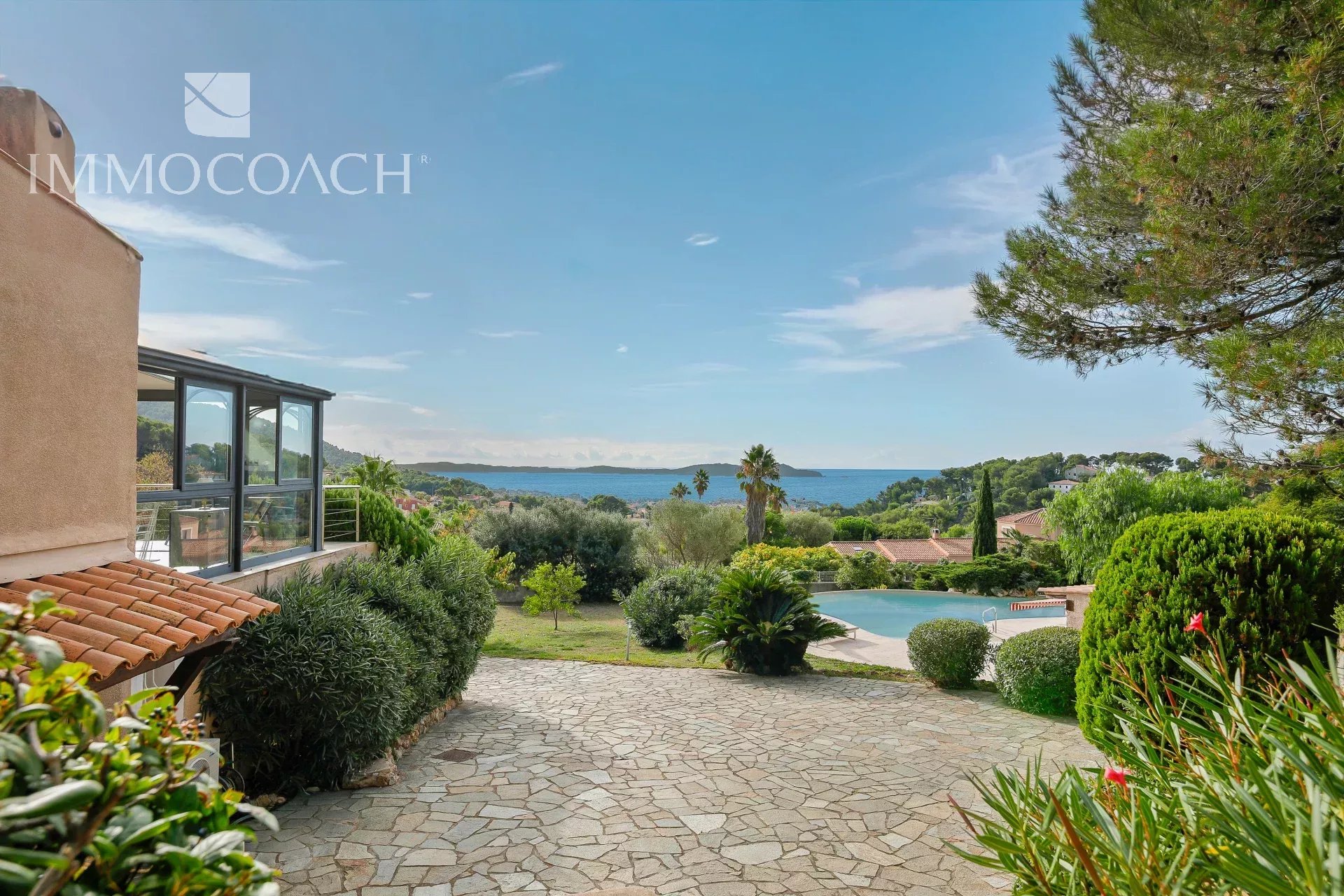 Superbe propriété vue mer à Carqueiranne