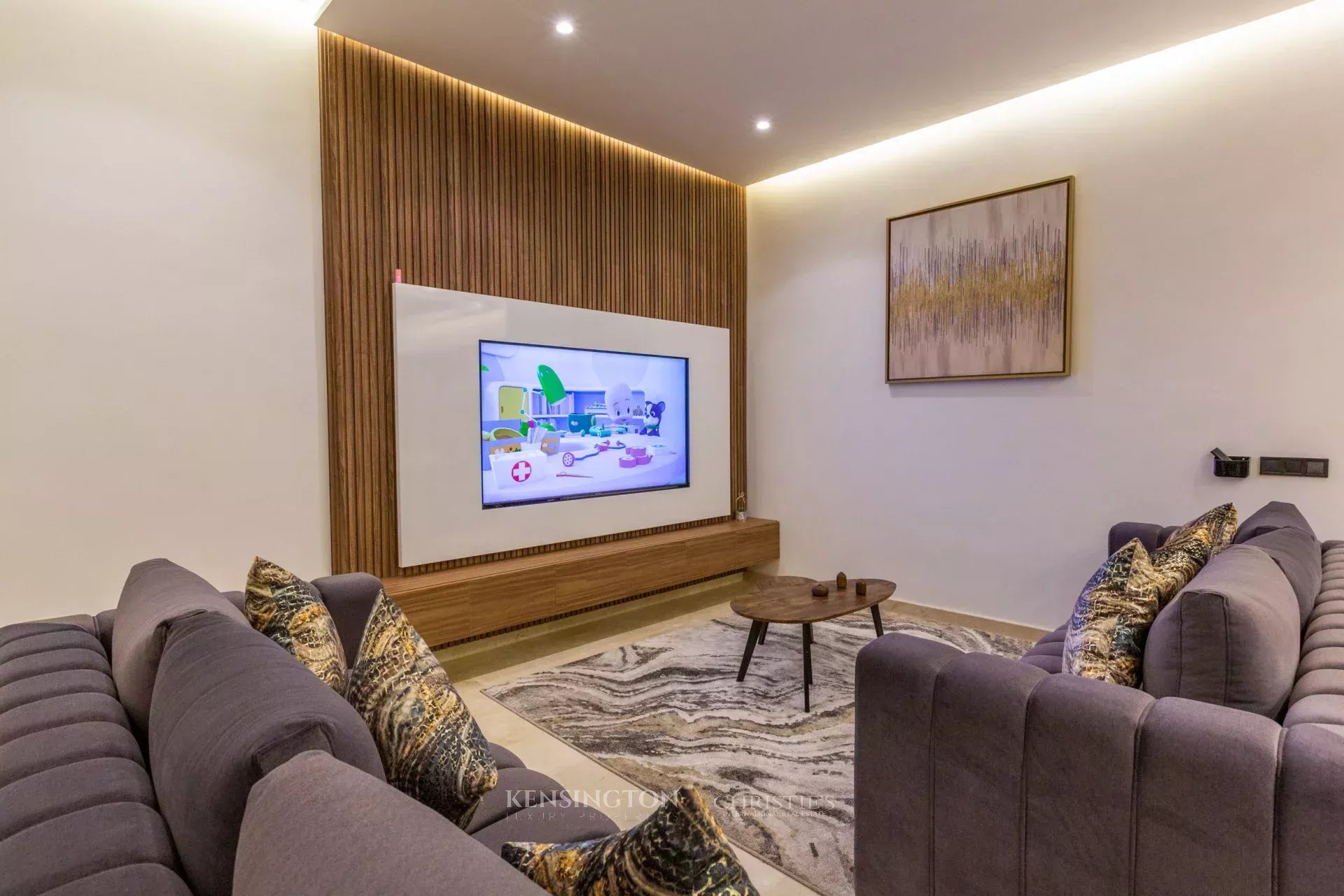 5 Bedroom Villa/Townhouse's Image 8