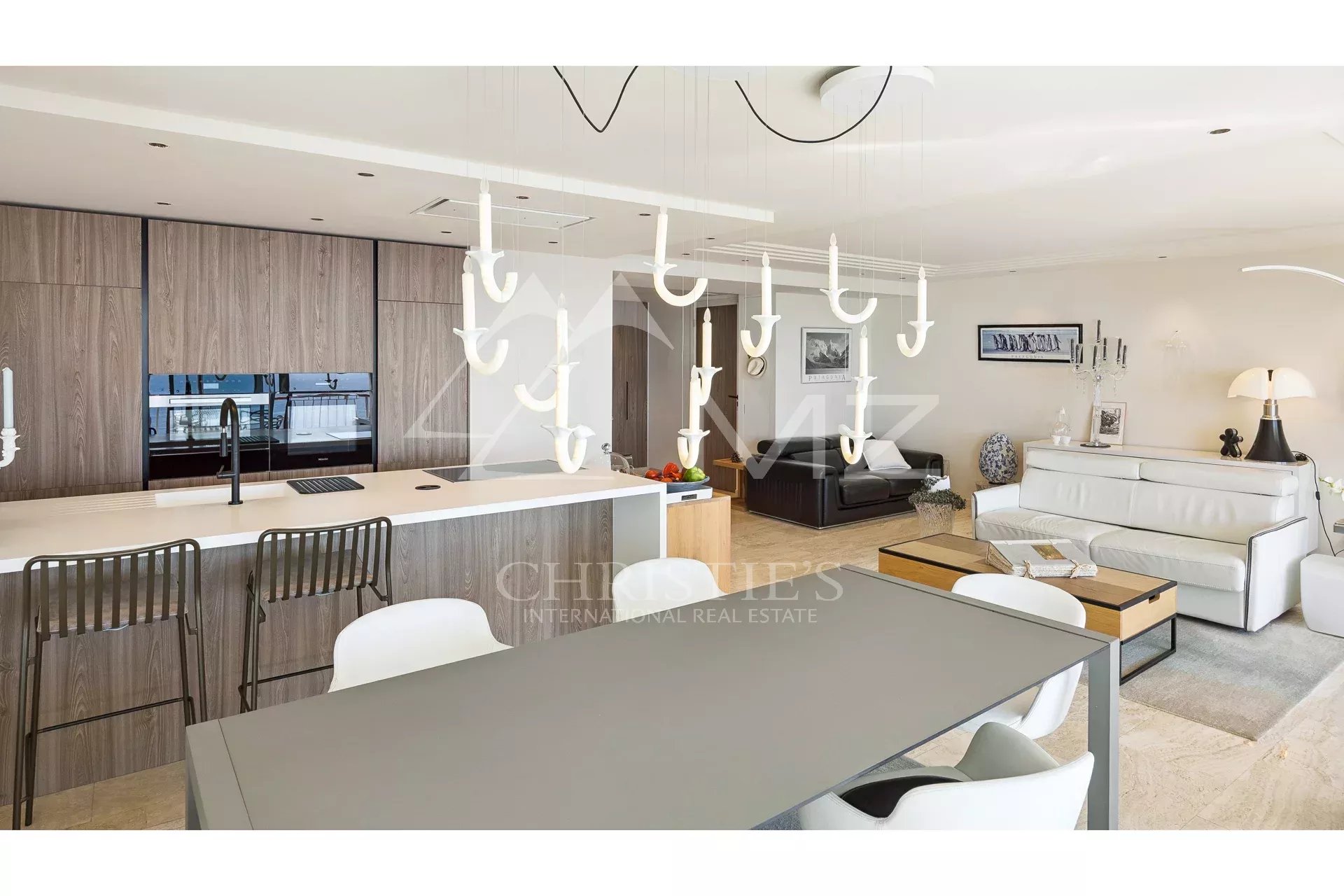 2 Bedroom Apartment/Flat's Image 14
