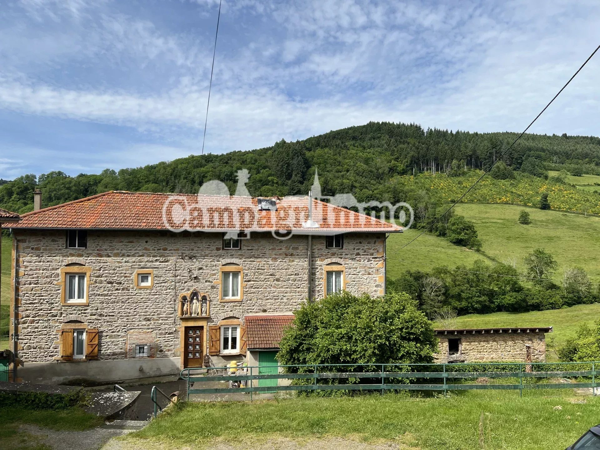 Agence immobilière de 