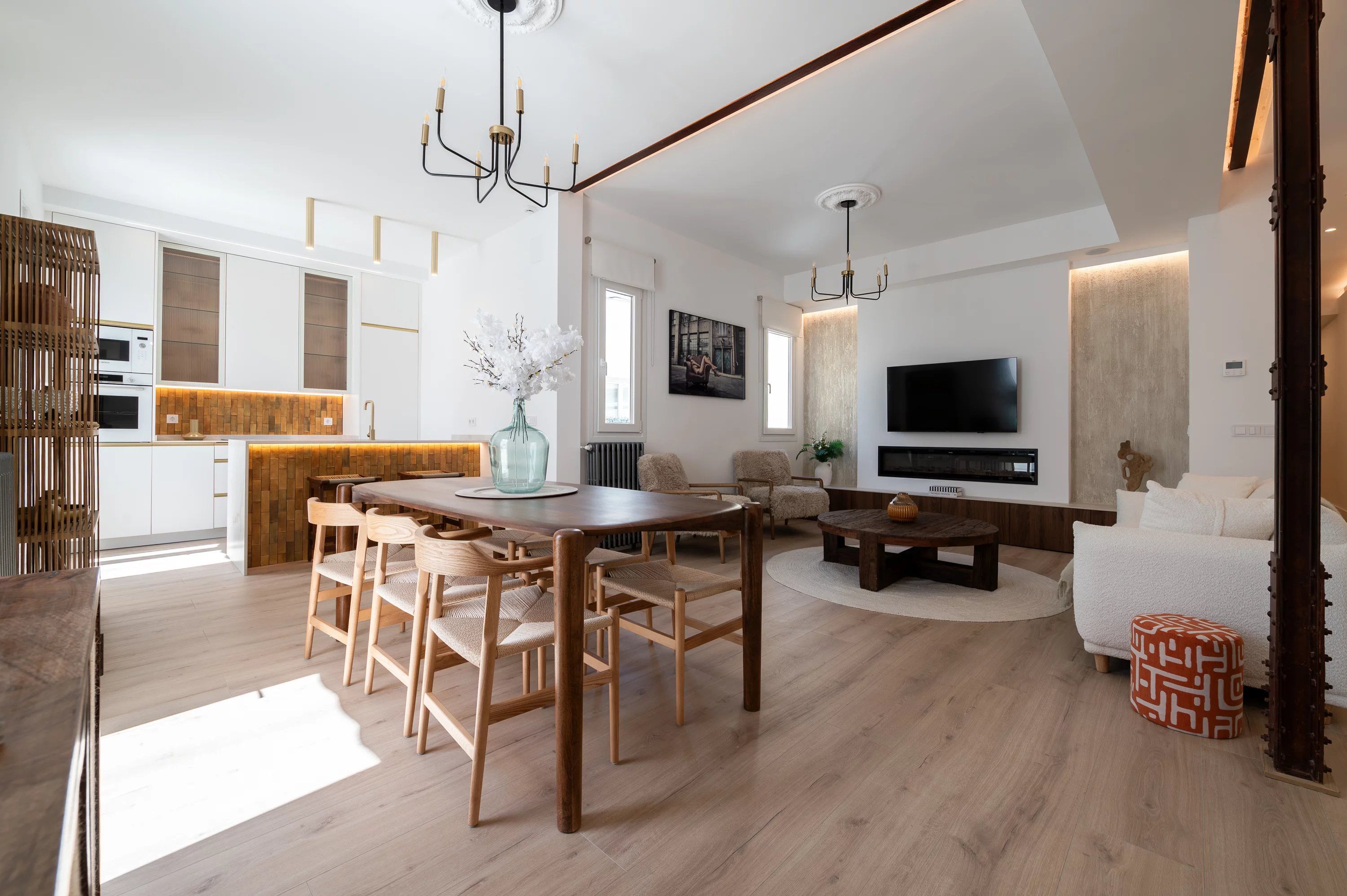 Penthouse with terrace and south orientation