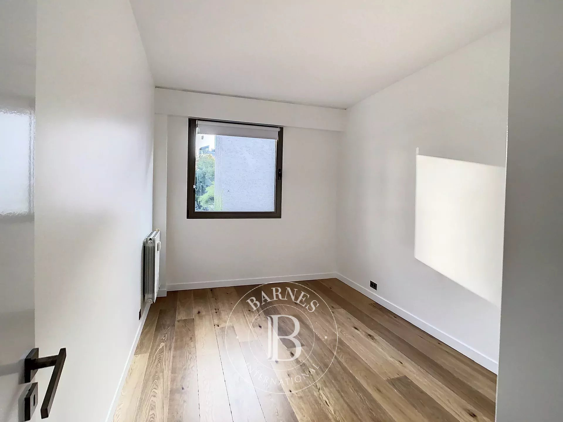 Daire Paris 8ème - picture 7