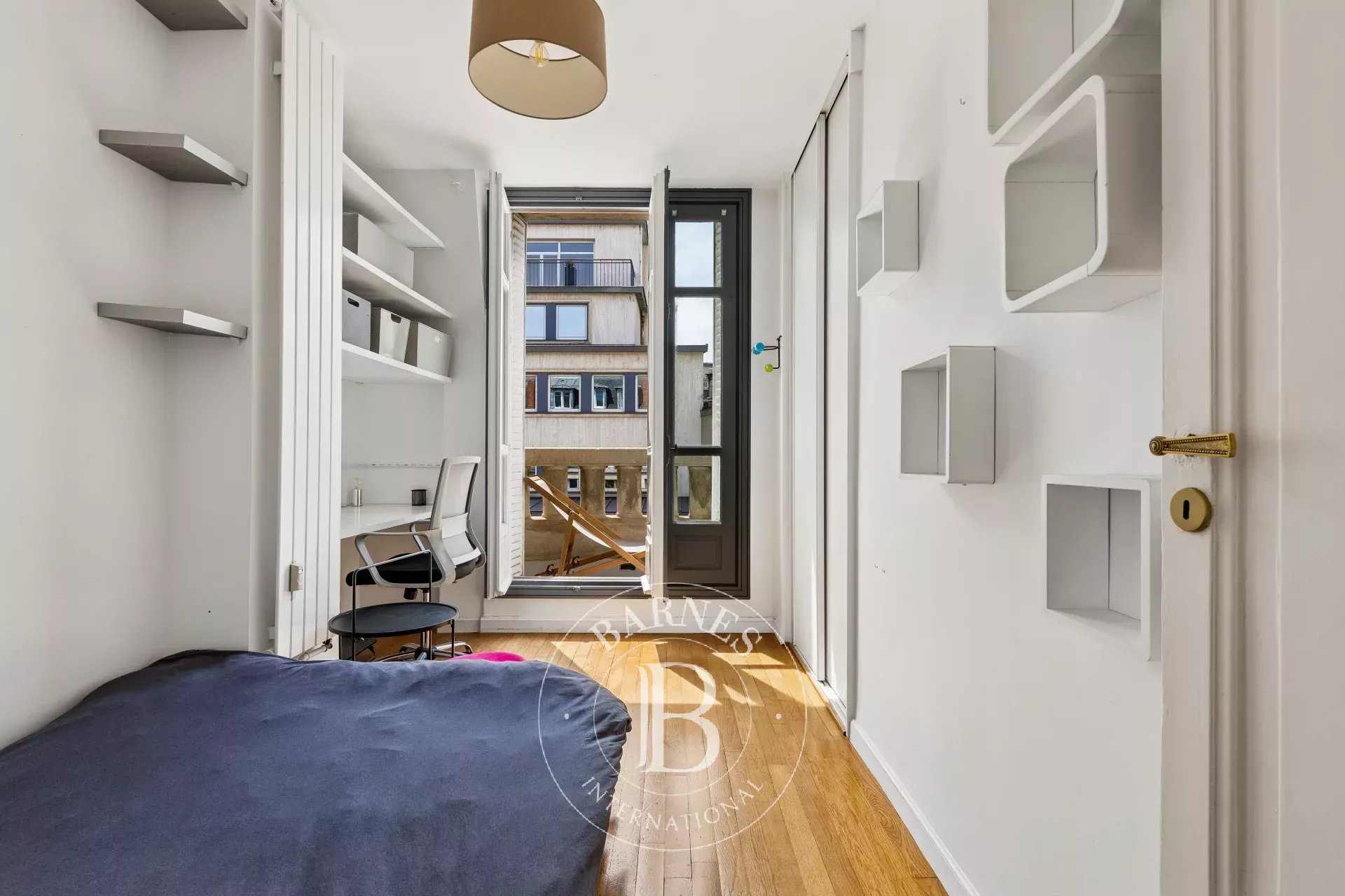 Paris  - Apartment 3 Bedrooms - picture 12