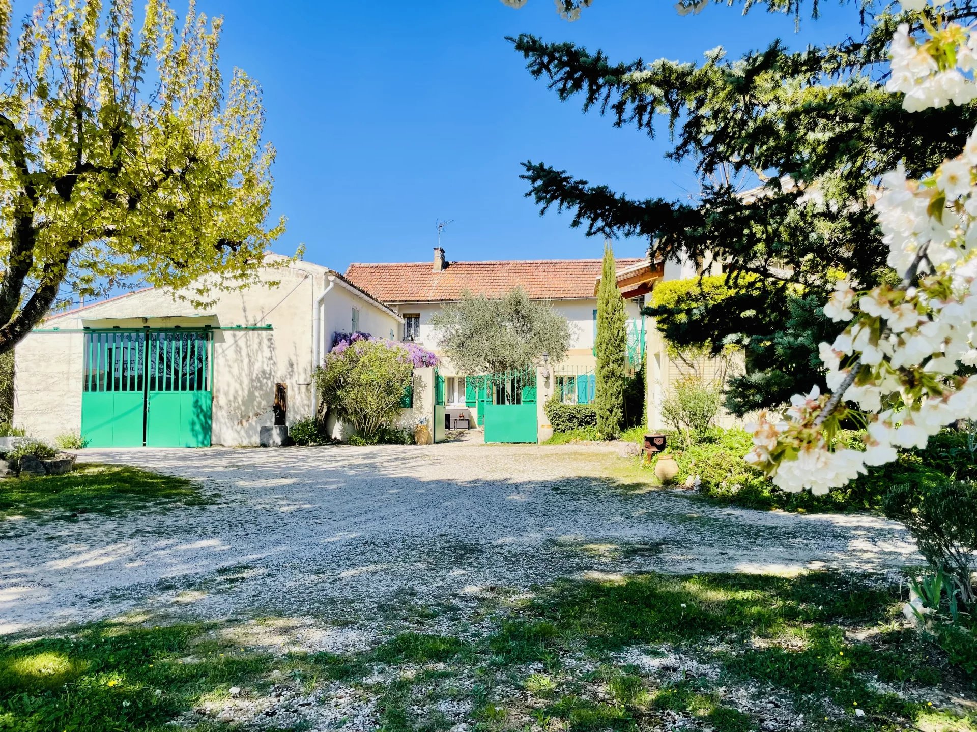 Agence immobilière de 