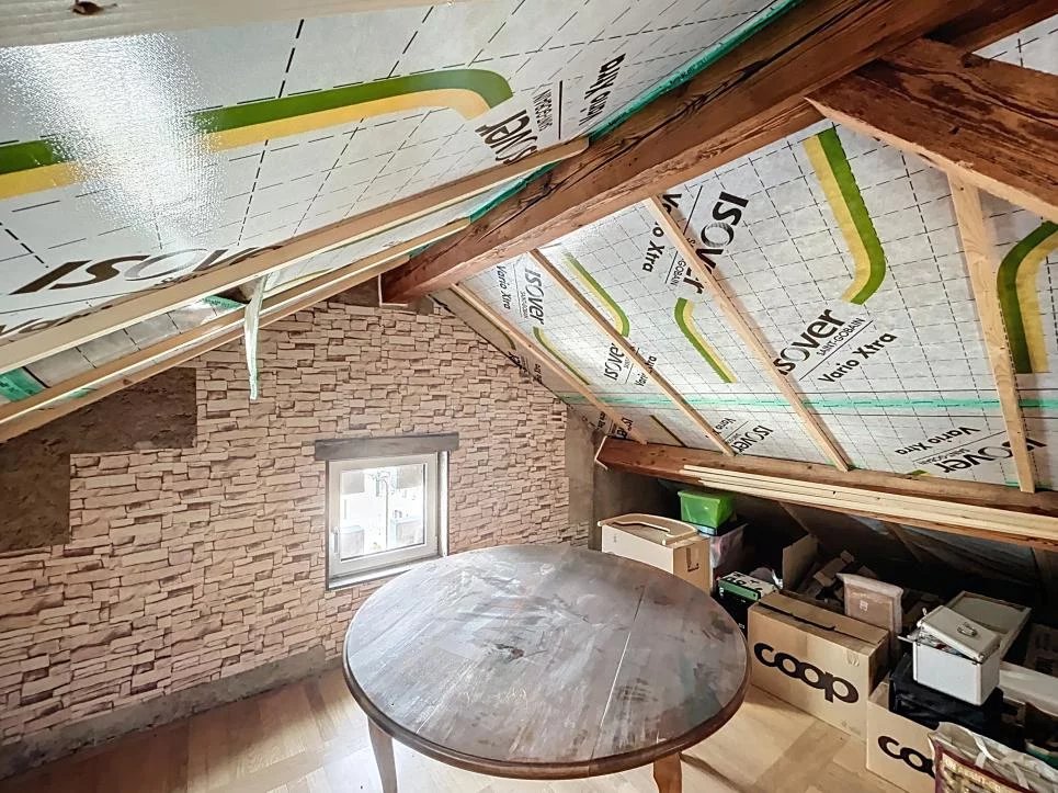 Grande maison à rénover au cœur du village ! Magnifique vue !