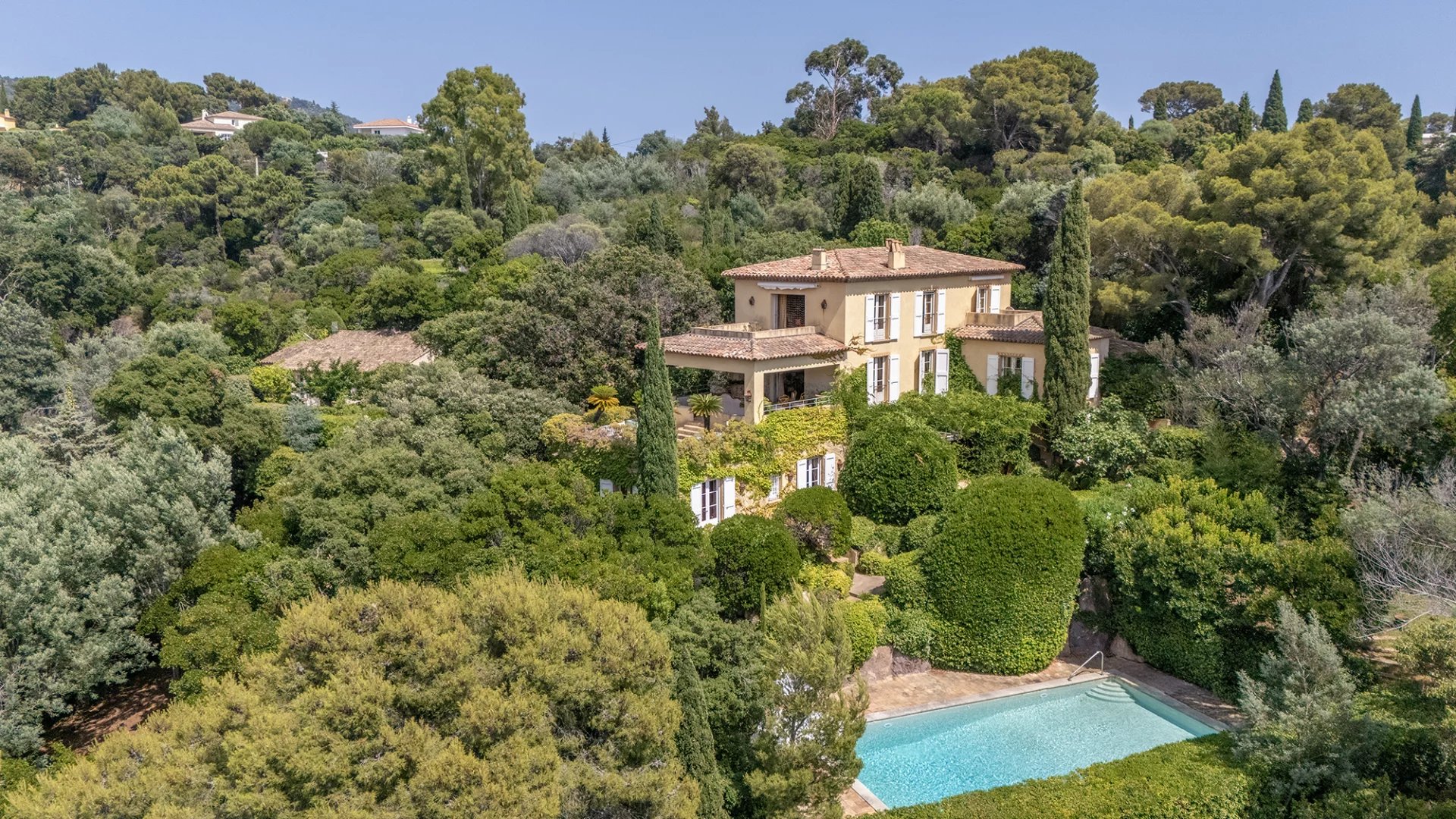 Agence immobilière de 