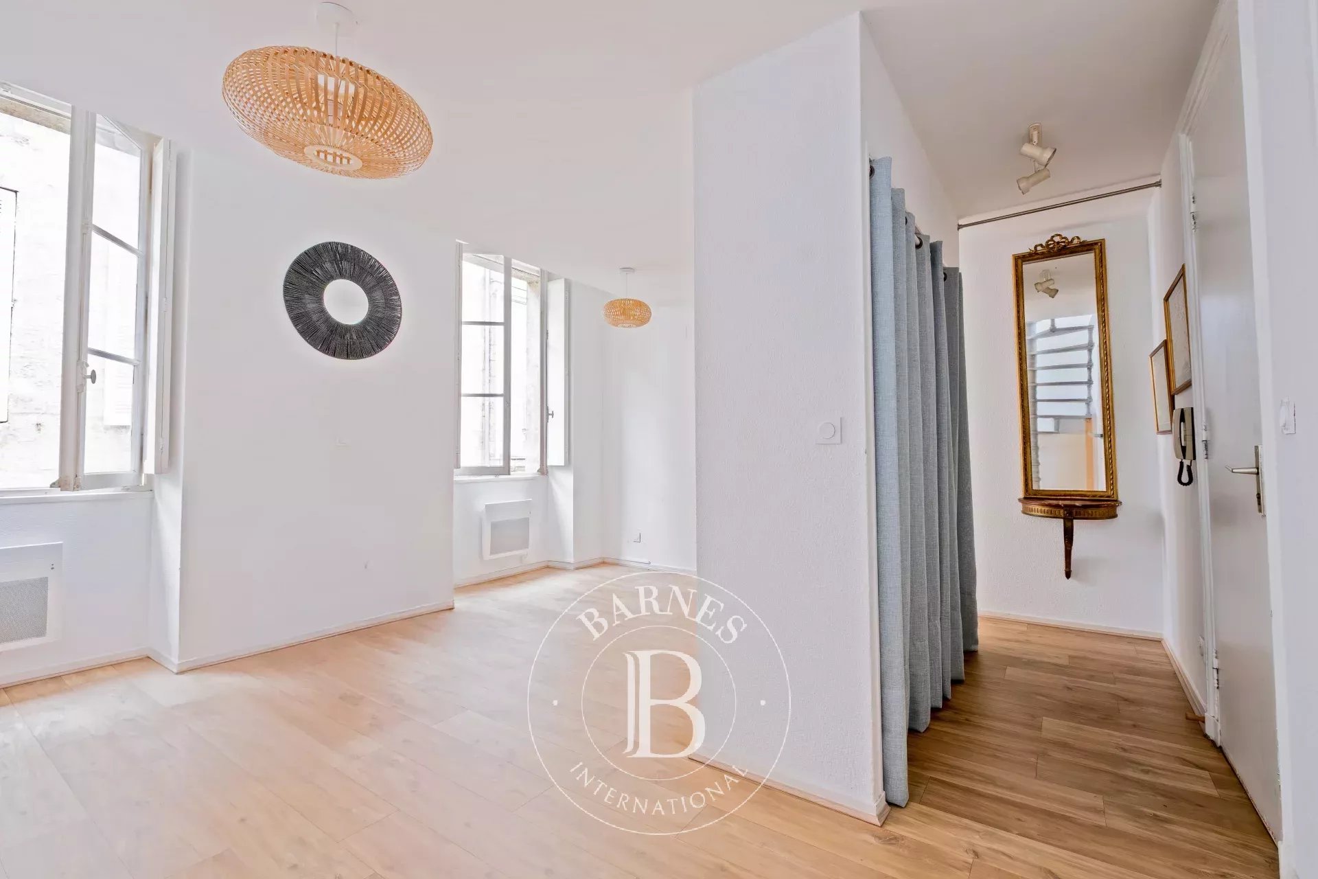 Daire Bordeaux - picture 6