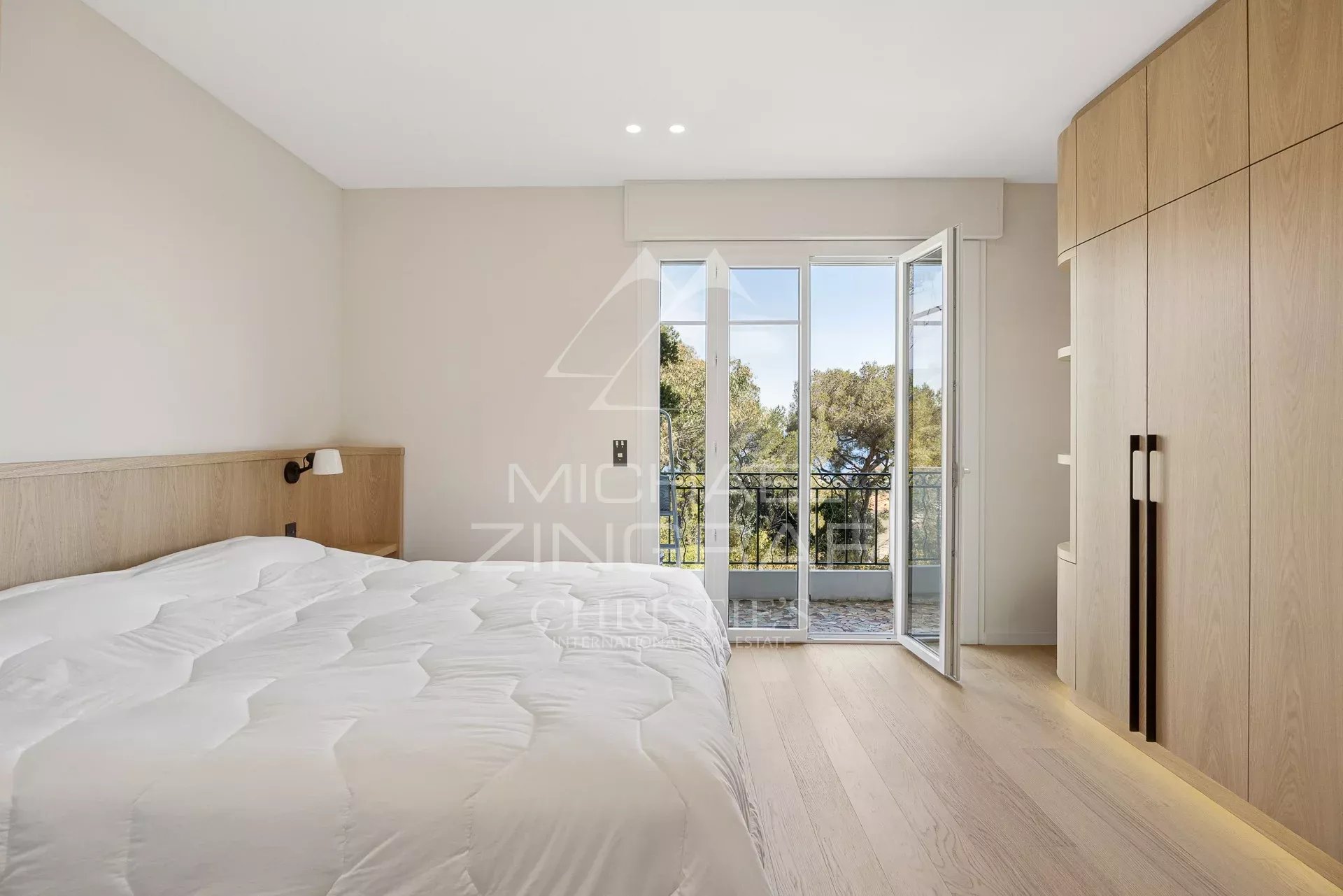 2 Bedroom Apartment/Flat's Image 5