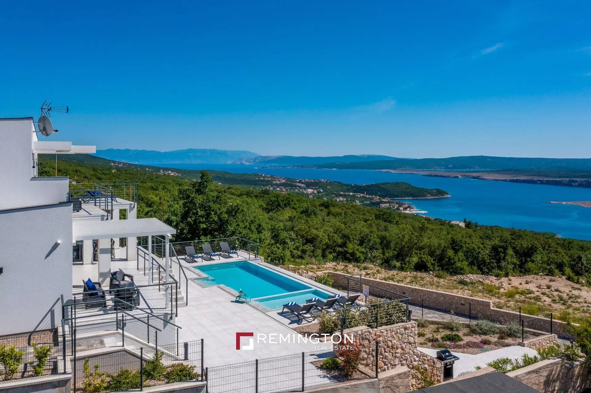 3 Bedroom Villa/Townhouse's Image 10