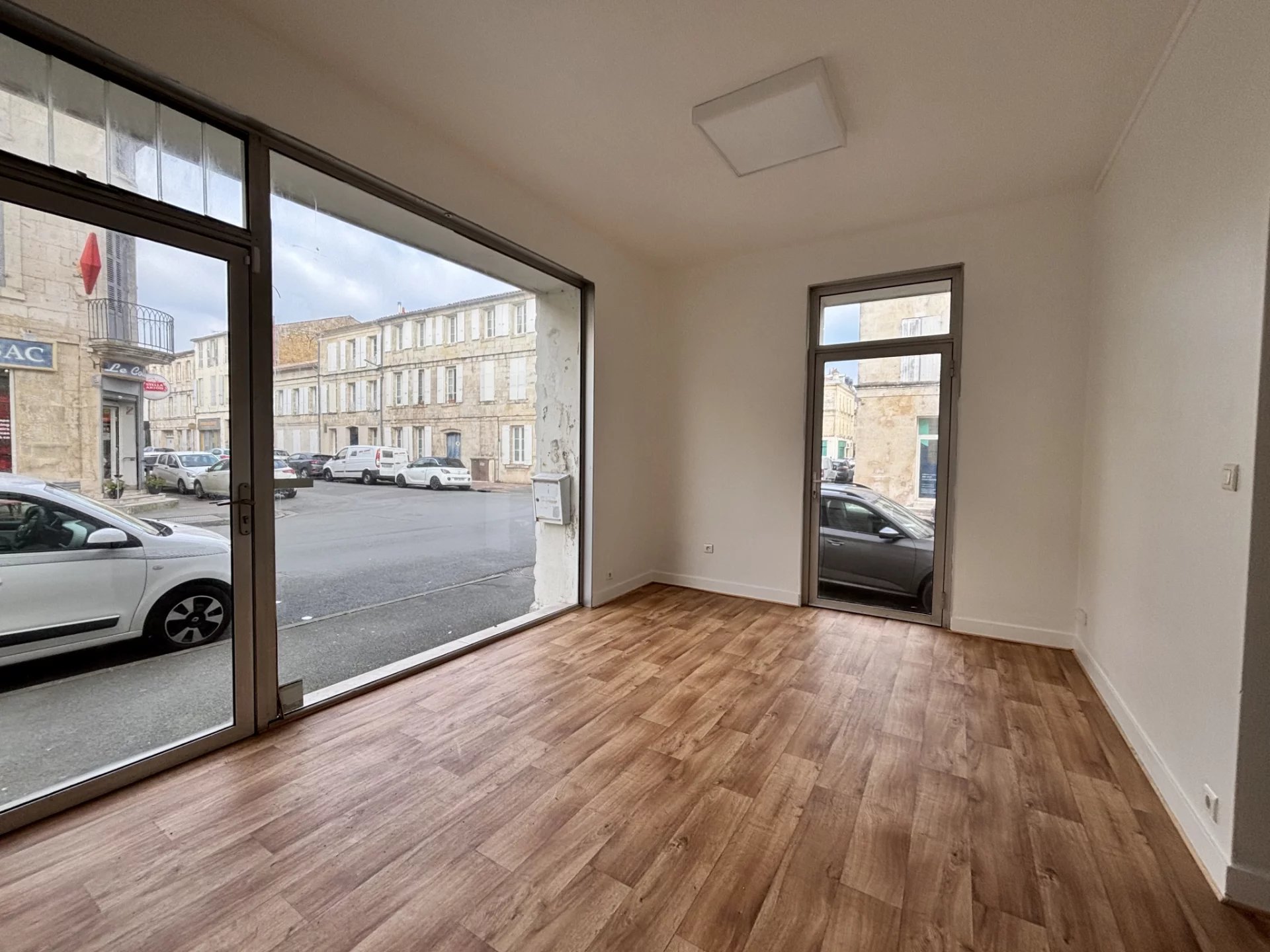 Location Local commercial Rochefort