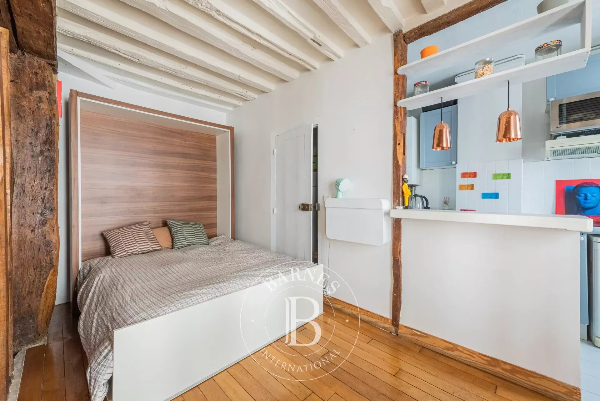 Daire Paris 4ème - picture 12