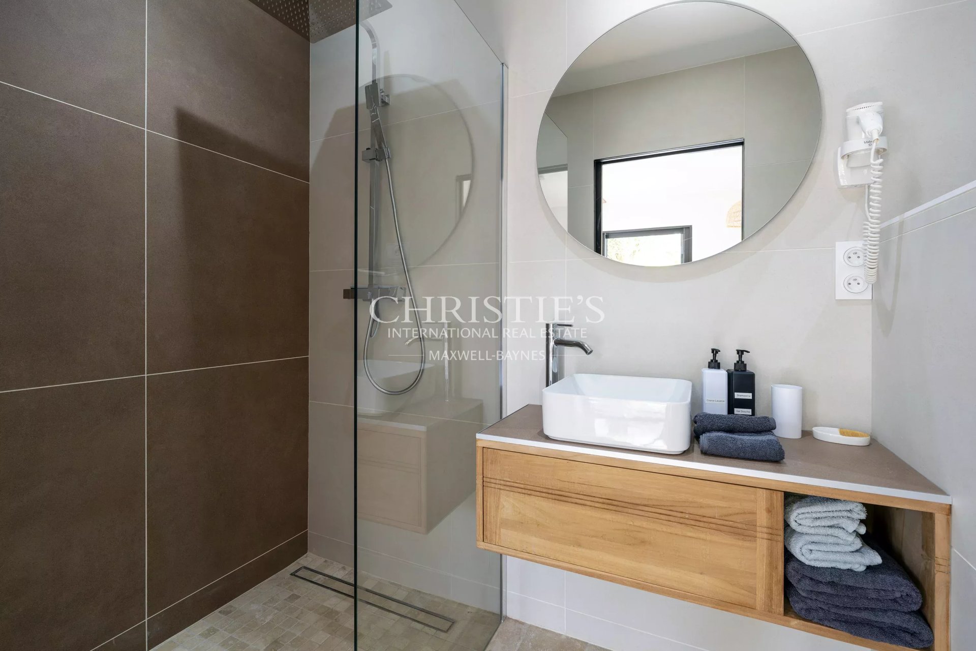 5 Bedroom Villa/Townhouse's Image 19