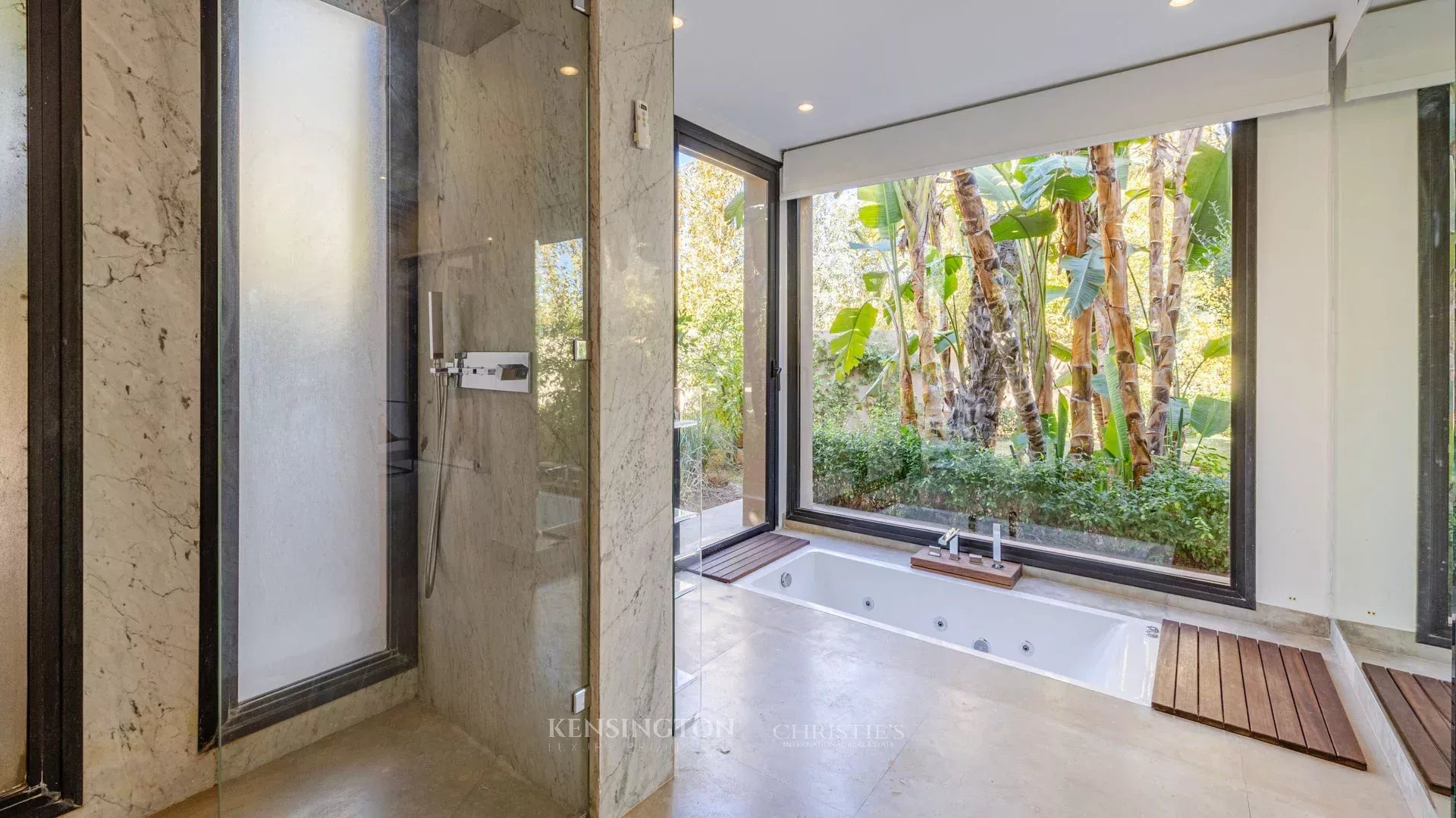 5 Bedroom Villa/Townhouse's Image 28