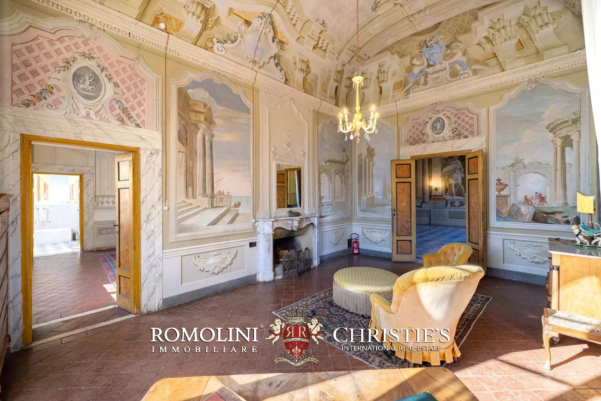 14 Bedroom Villa/Townhouse's Image 25