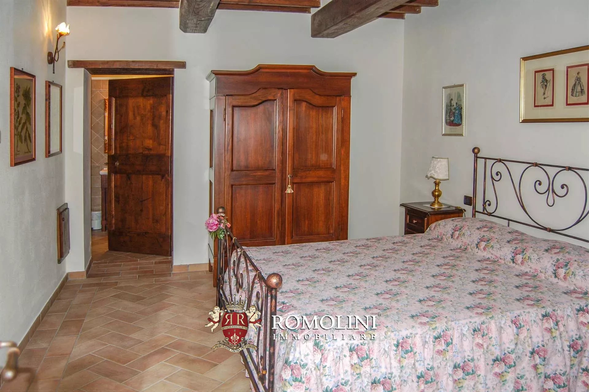 10 Bedroom Villa/Townhouse's Image 61