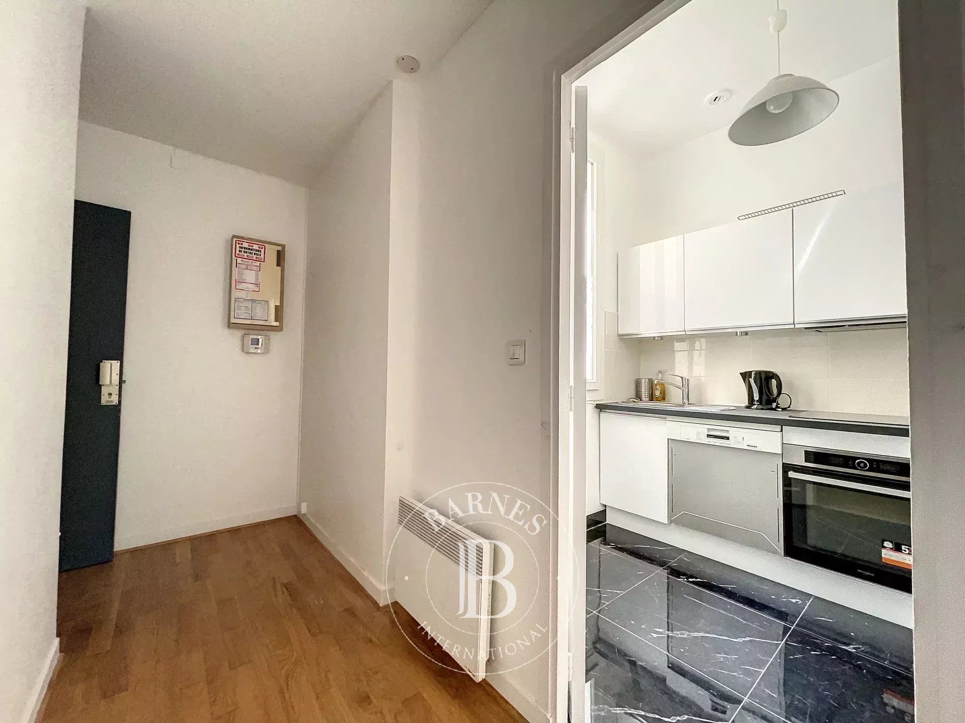 Daire Paris 8ème - picture 5