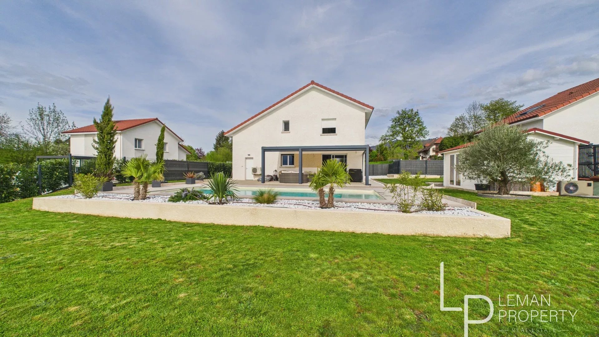 maison en vente sur www.leman-property.com