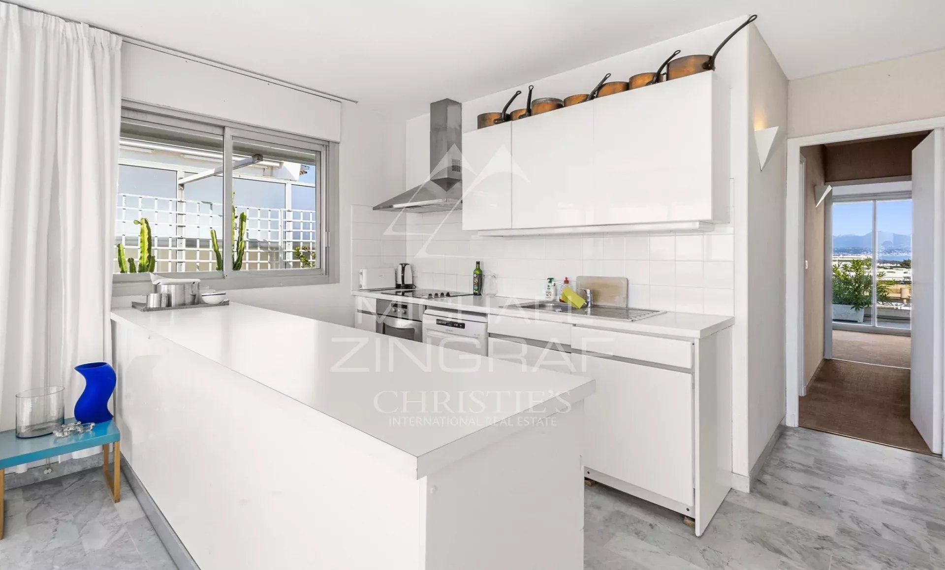 3 Bedroom Apartment/Flat's Image 24