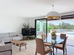 RENOVATED VILLA - DOMAINE DES HAUTS DE VAUGRENIER — photo 3 of 7