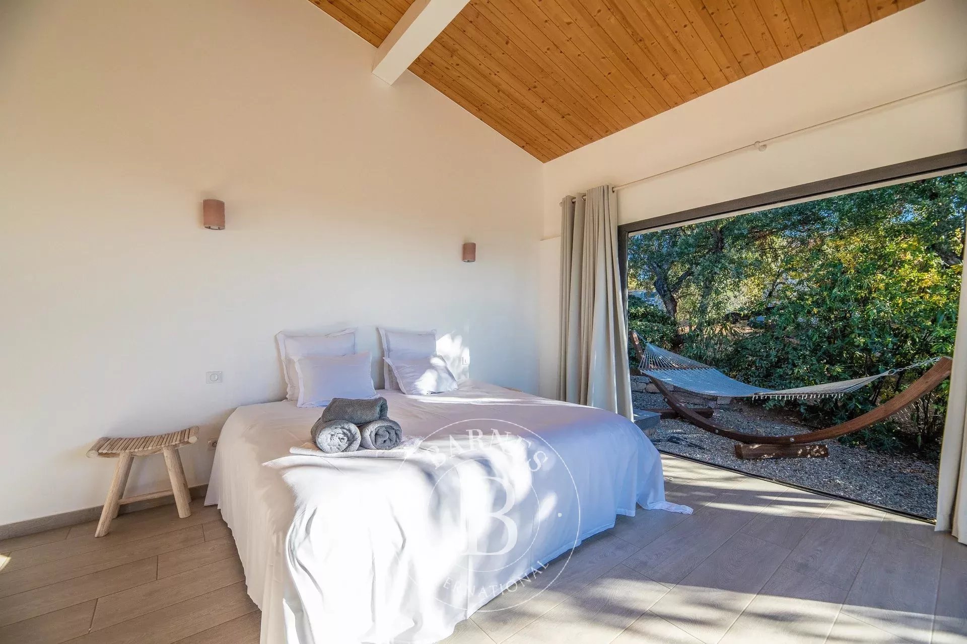 Sainte-Lucie-de-Porto-Vecchio  - Villa  - picture 11