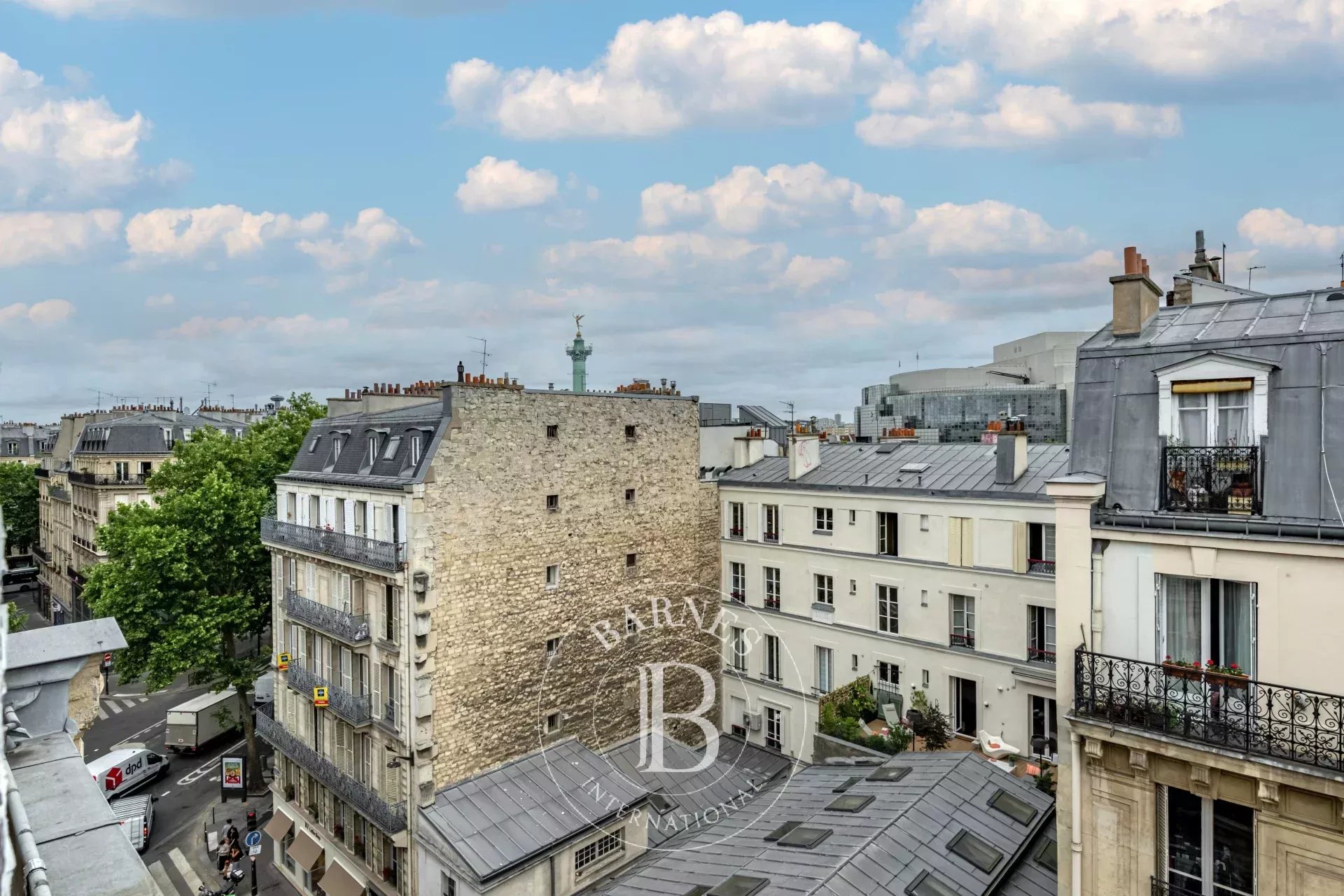 Daire Paris 4ème - picture 11