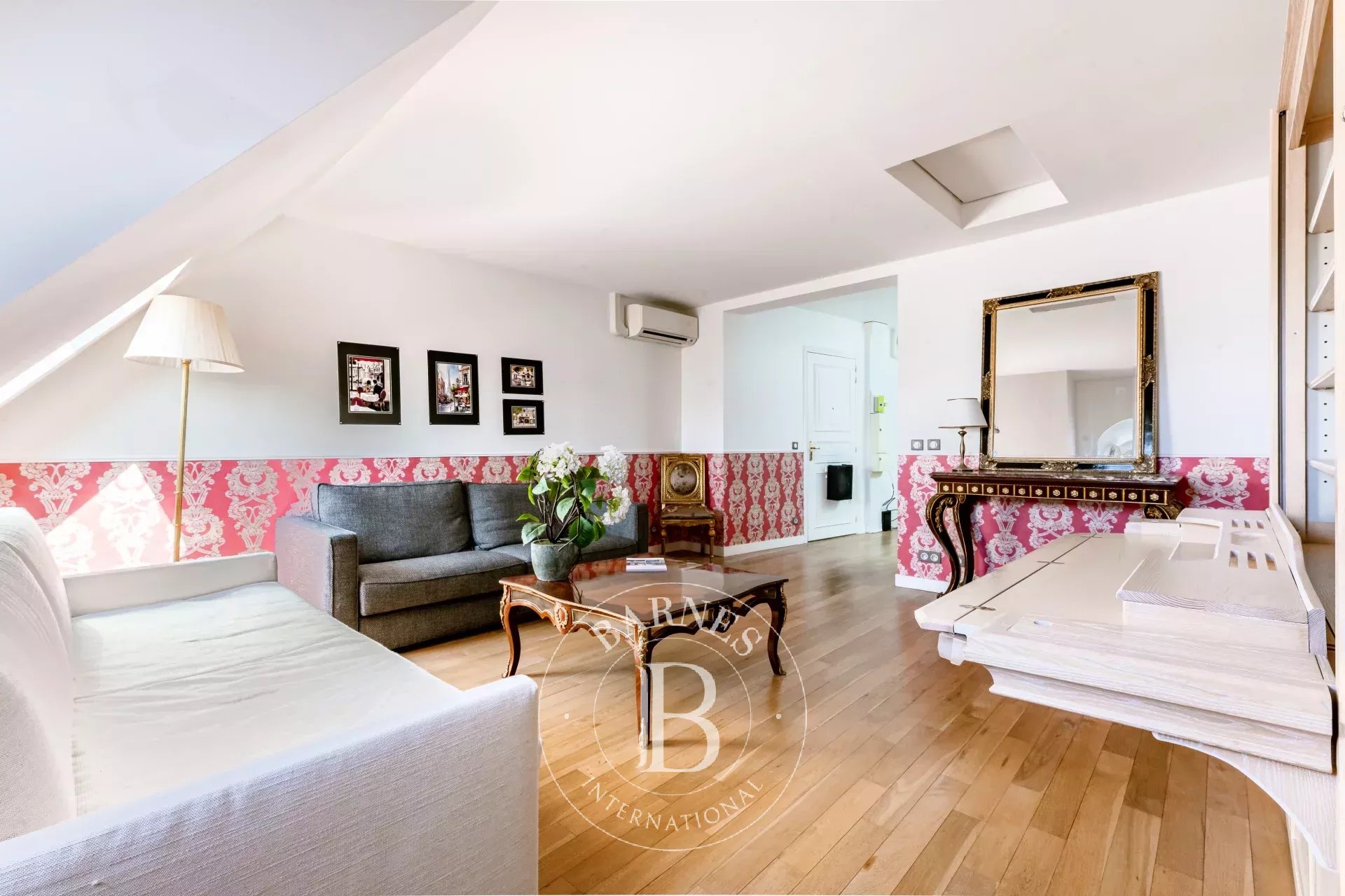 Daire Paris 8ème - picture 5