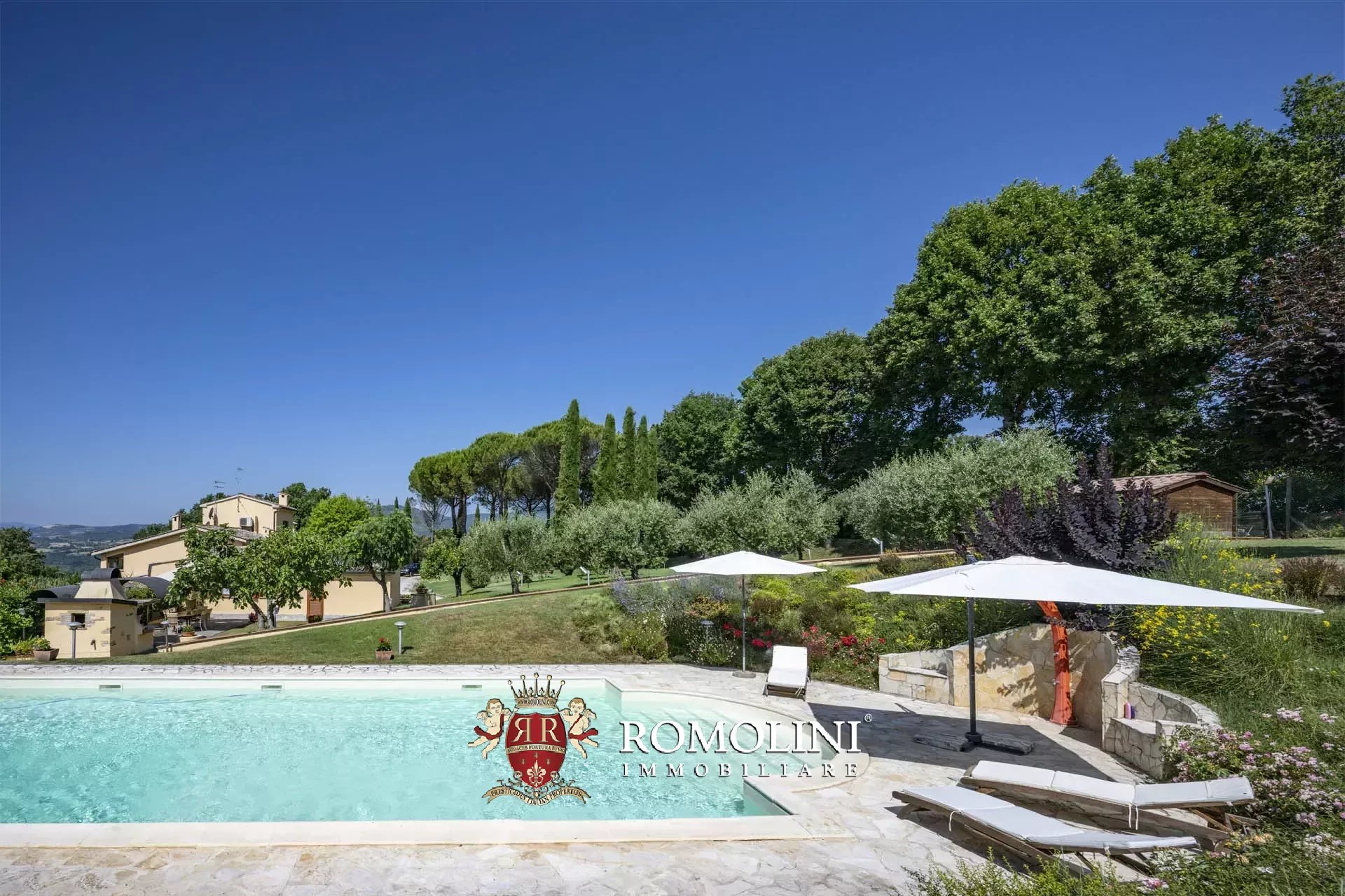 3 Bedroom Villa/Townhouse's Image 9