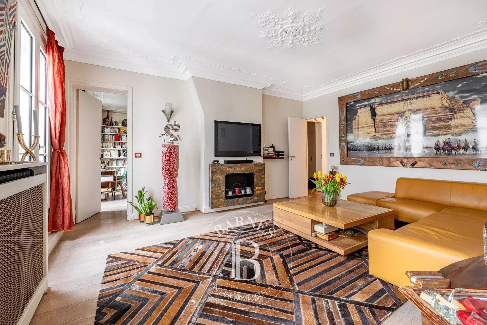 Daire Paris 4ème - picture 4