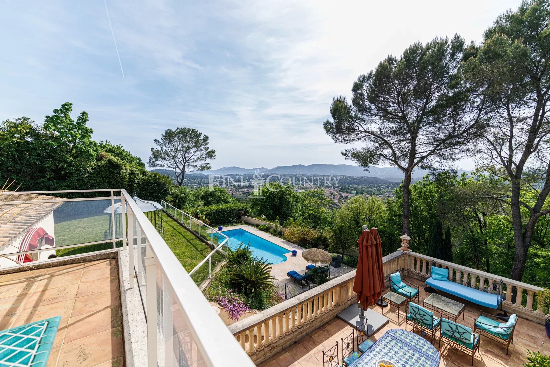 Photo of Sea View Villa - Castellaras Sector