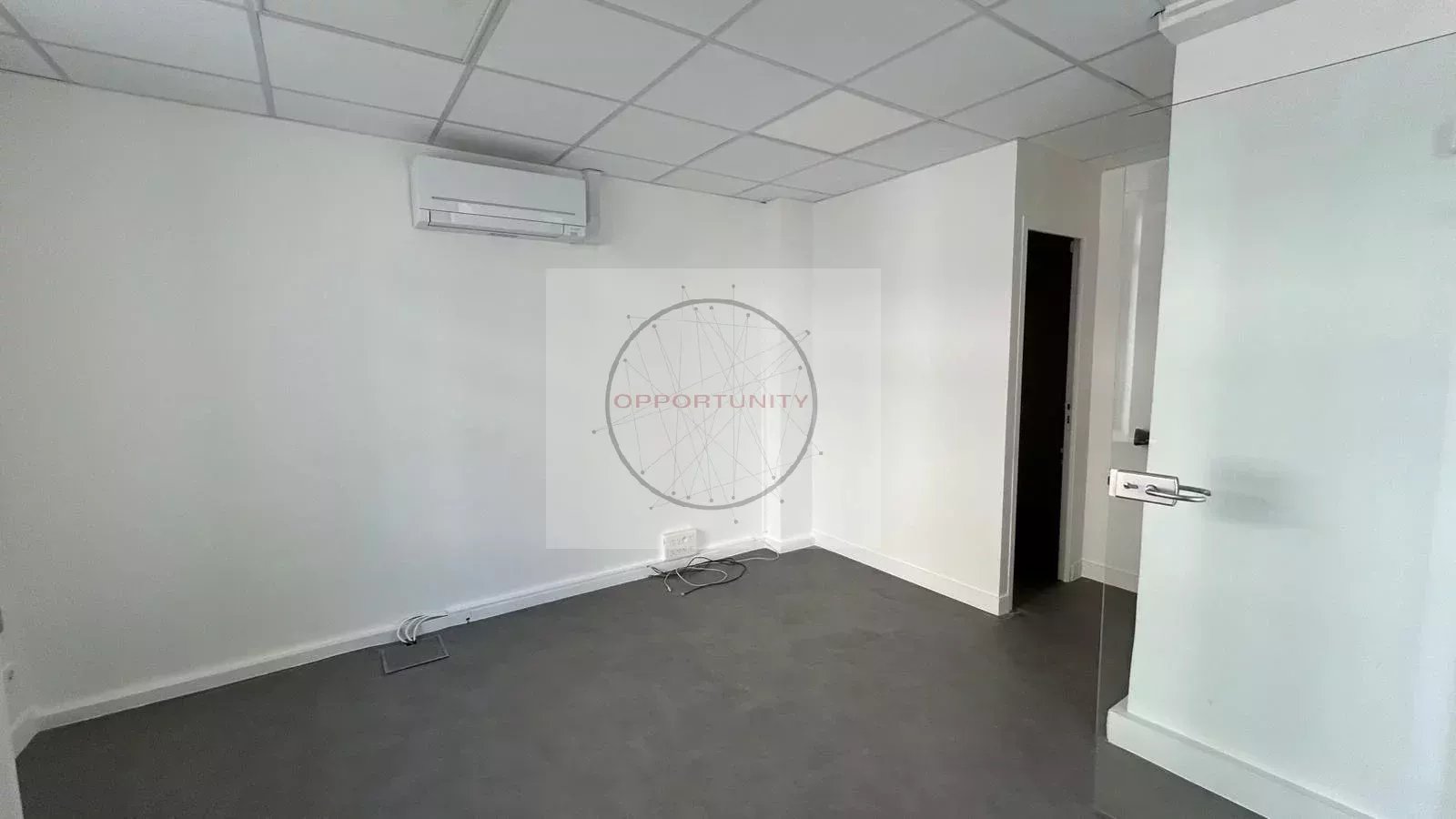 autre 400 m² Montereau-Fault-Yonne — photo 5