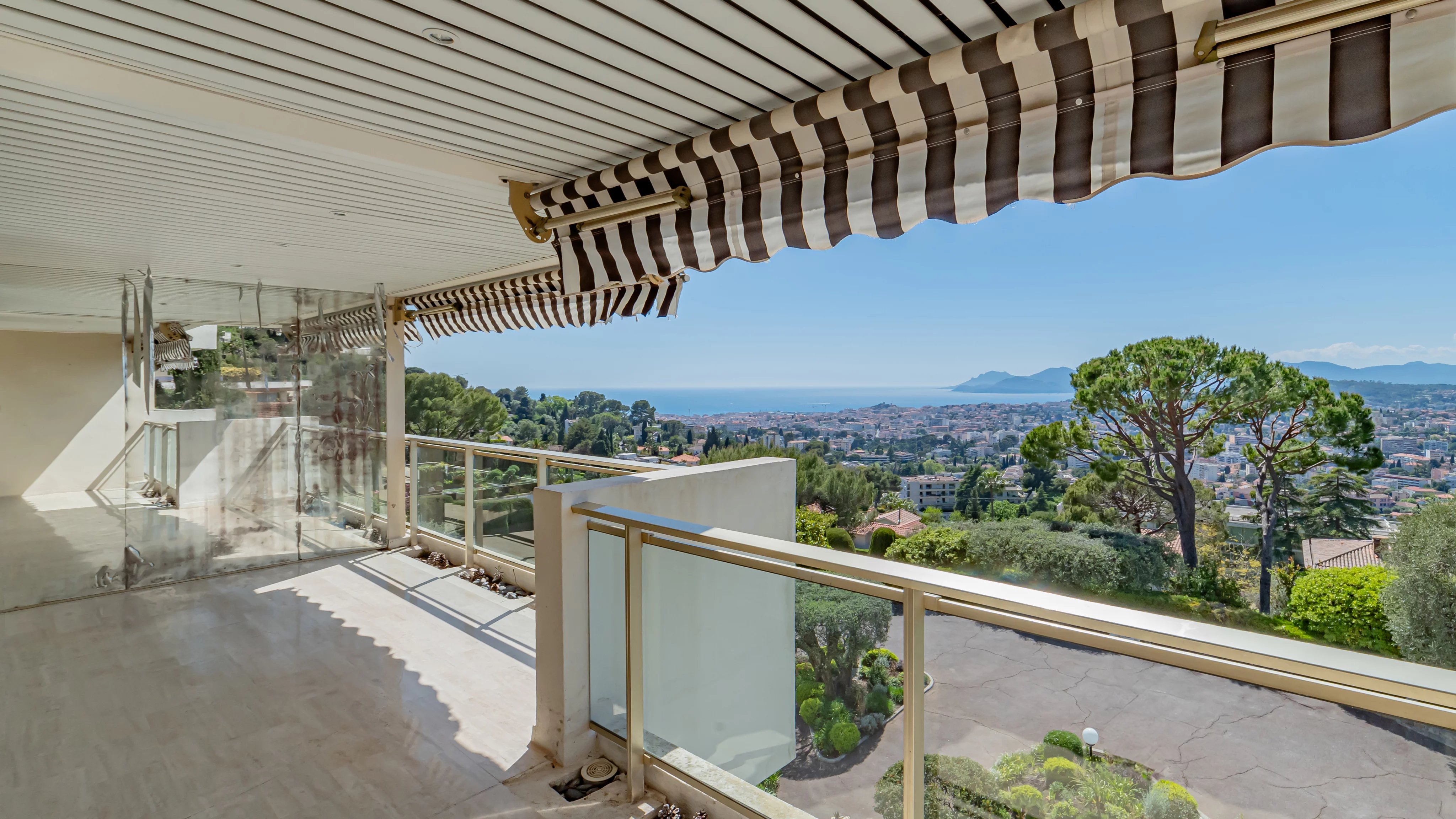 Très bel appartement - vue mer panoramique