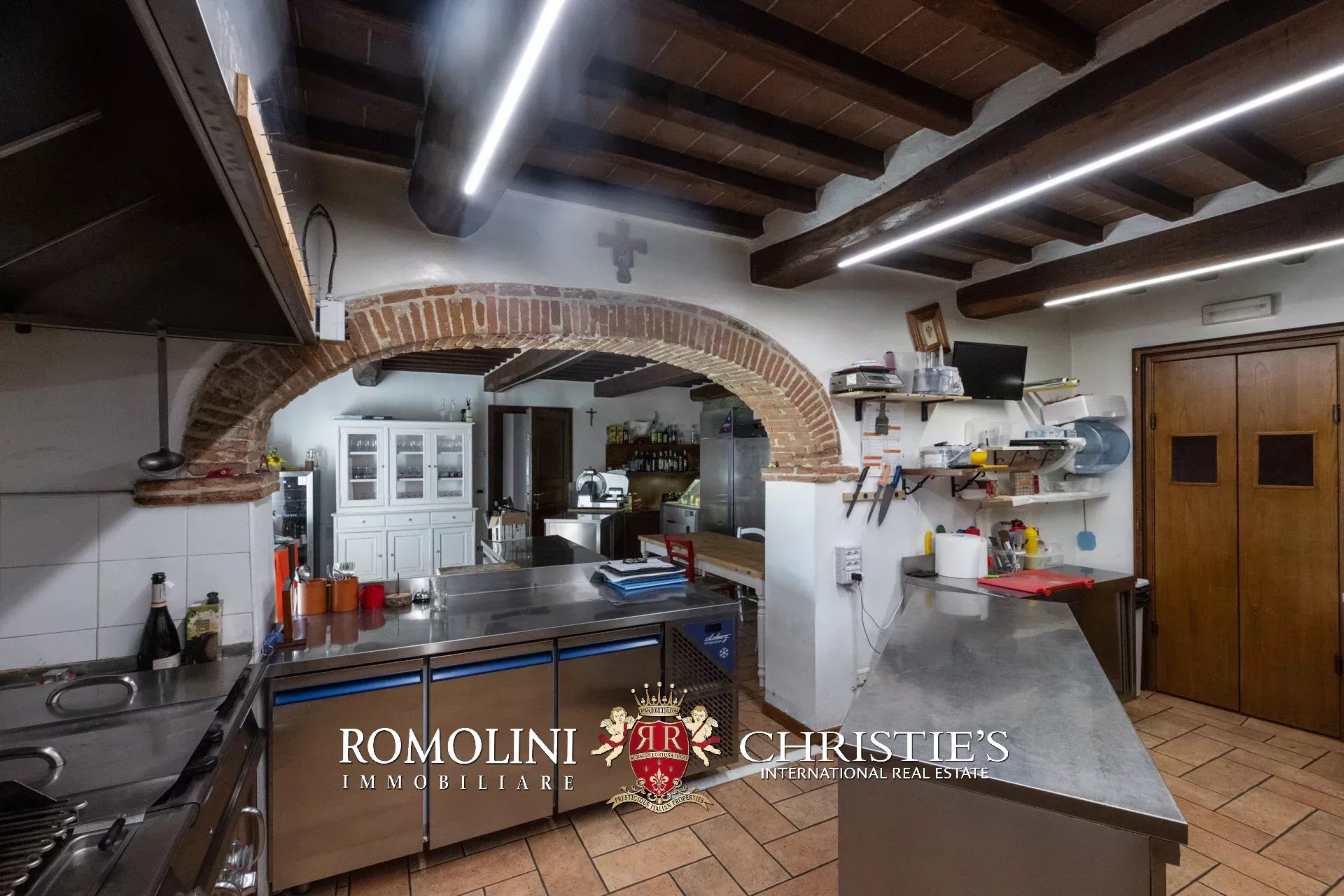 13 Bedroom Villa/Townhouse's Image 72