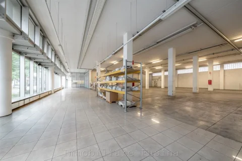 Magazzino---Capannone-in-vendita---Bolzano-8